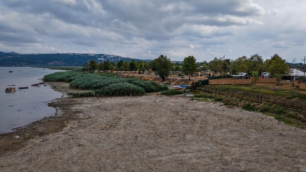 Sapanca Gölü Alarm Veriyor! Su Seviyesi Kritik Eşiğin Altına İndi (8)