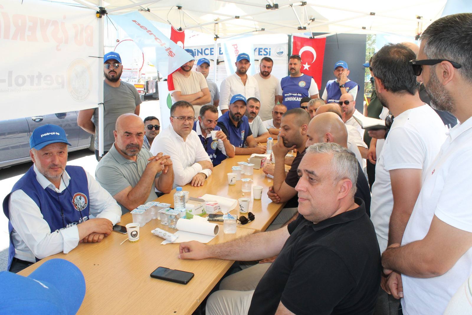 Sertif Gökçe Grevdeki İşçileri Ziyaret Etti 2