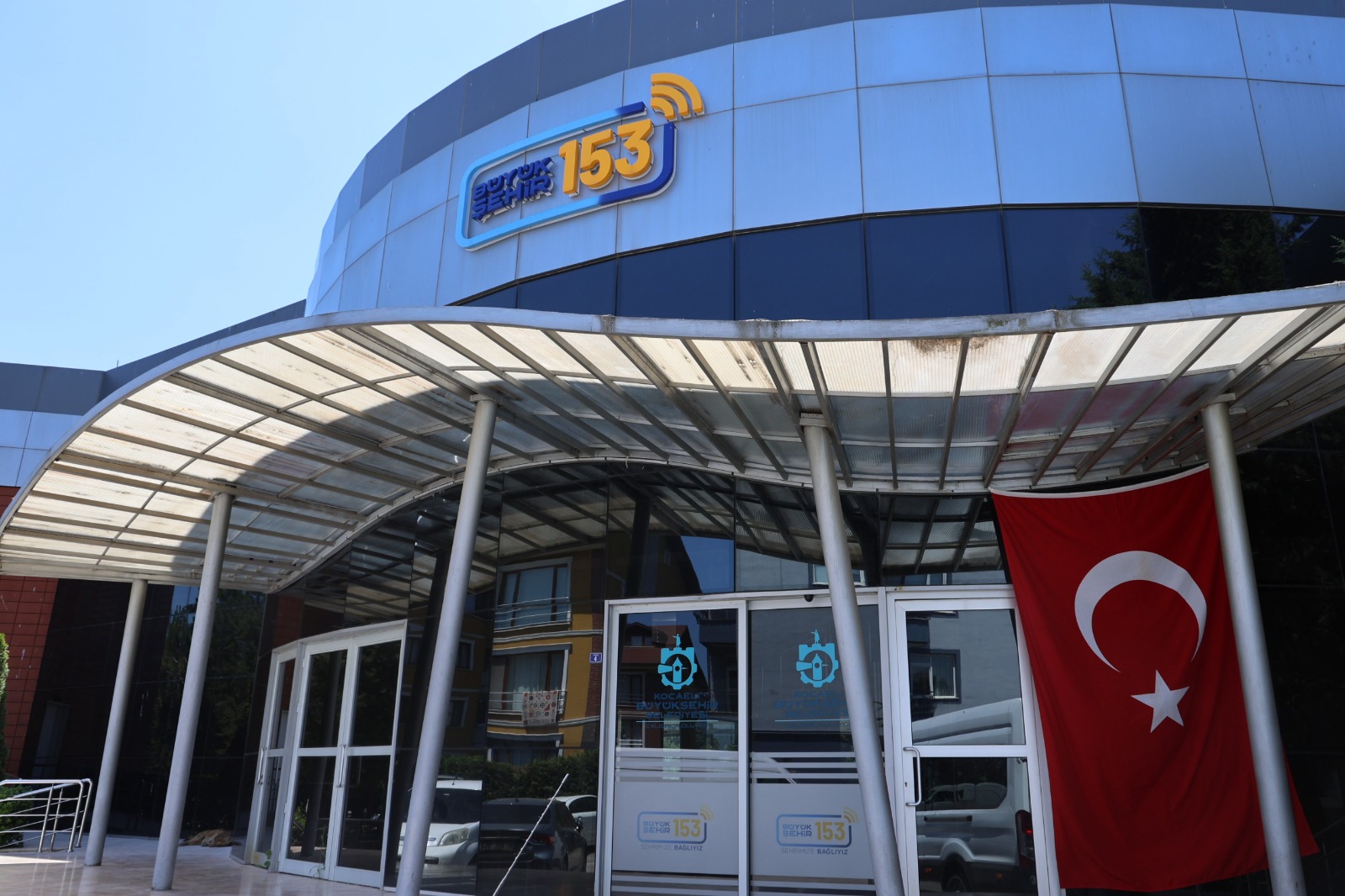 Türk Bayraklarıyla Donatıldı! (2)