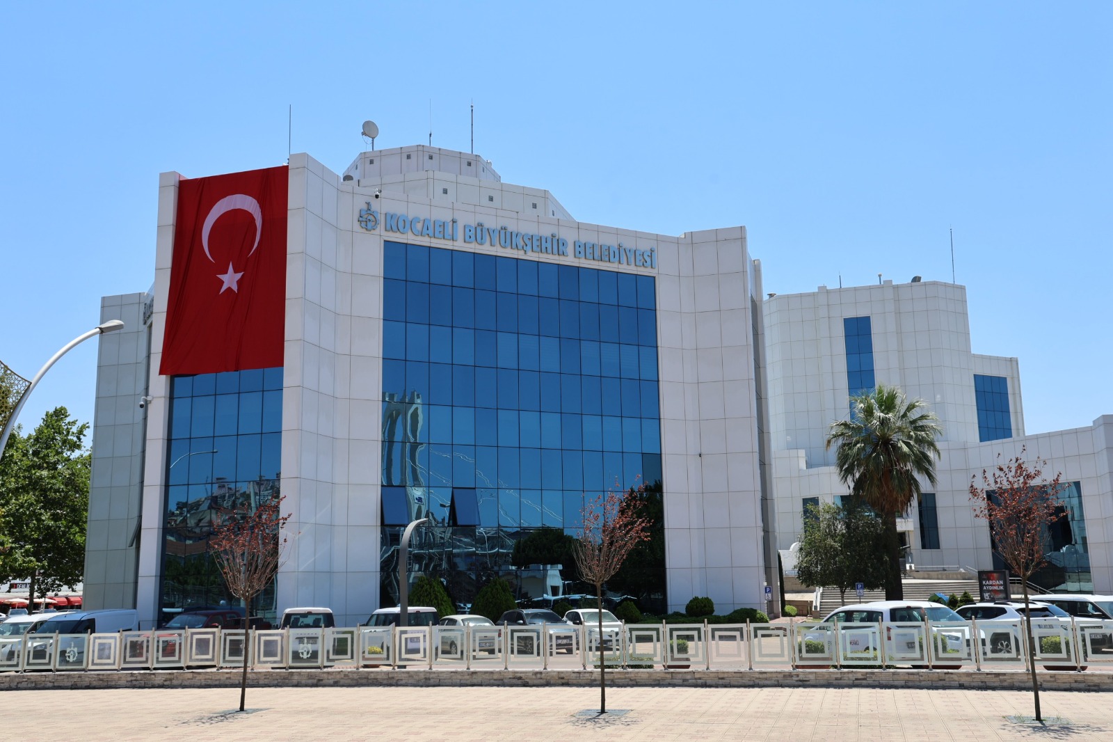 Türk Bayraklarıyla Donatıldı! (4)