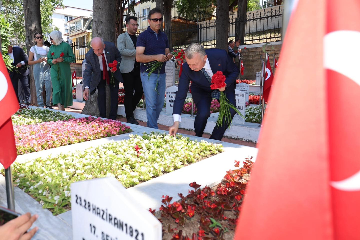 Vali Aktaş Ve Başkan Büyükakın’dan 15 Temmuz’da Şehitliğe Anlamlı Ziyaret (5)