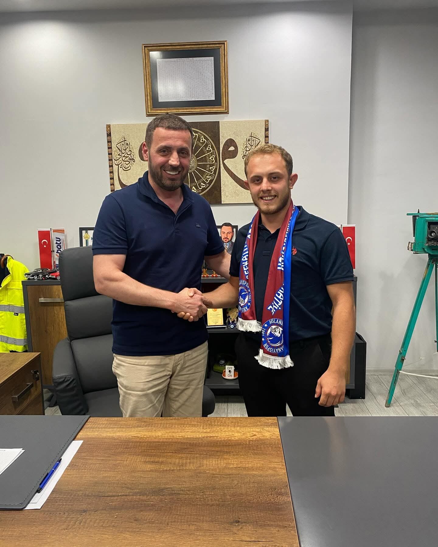 Arslanbey Osb Spor’dan Kaleye Takviye Mücahit Türk İmzayı Attı 1