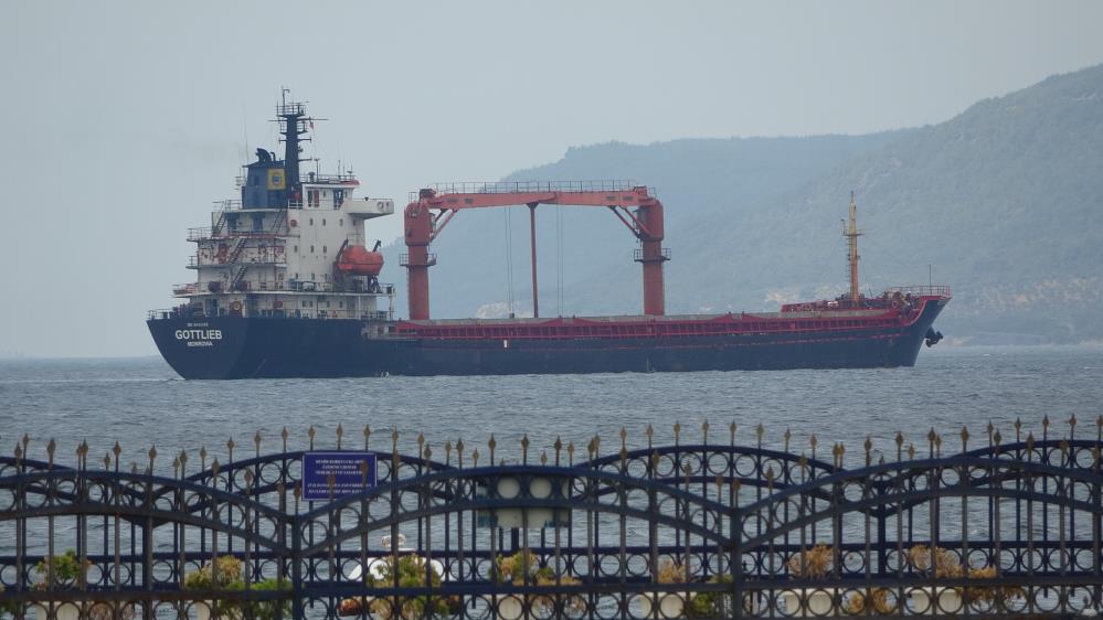 Bir Ayda İkinci Arıza! Kocaeli Rotasındaki Gemi Çanakkale Boğazı’nda Durdu (3)
