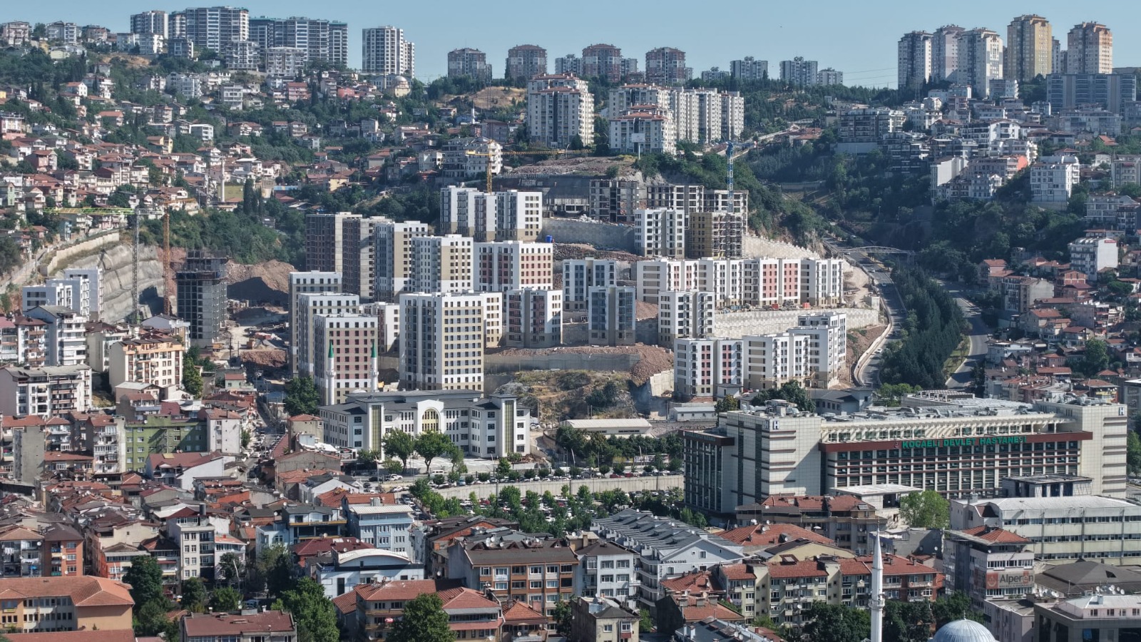 Cedit Mahallesi 3 Yılda Baştan Aşağı Yenilendi! (1)
