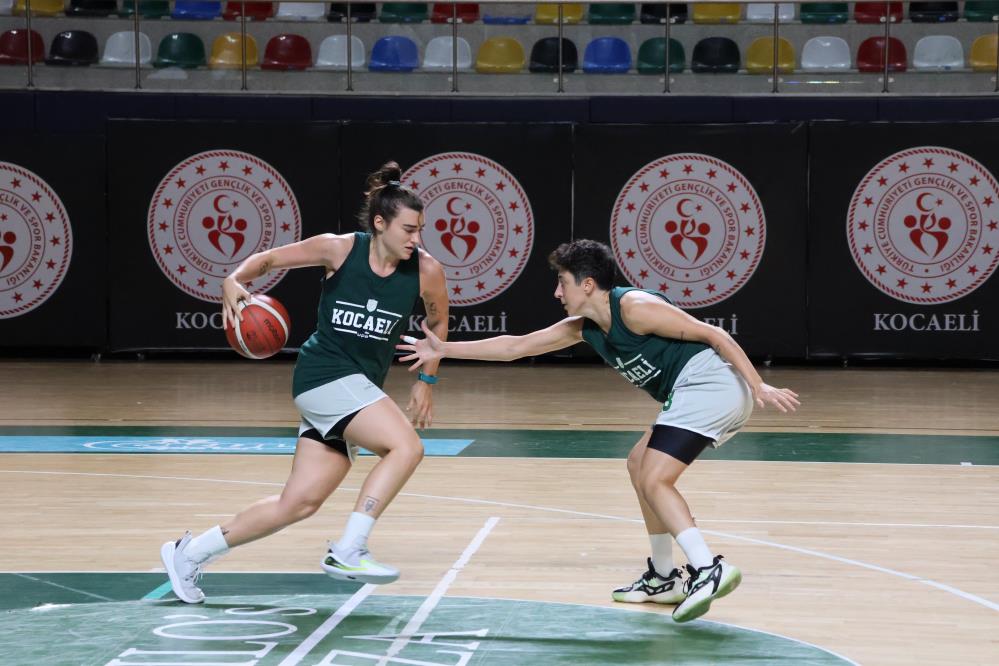 Danilos Pizza Yeni Adıyla Lige Hazır! Kocaeli Kadın Basketbol Sezona Başladı (3)