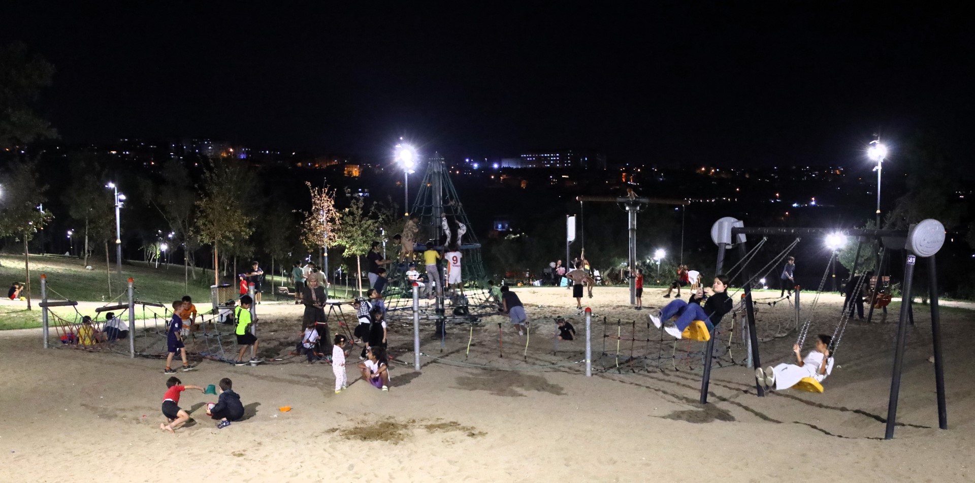 Darıca Millet Bahçesi Yaz Akşamlarının Vazgeçilmez Adresi Oldu (5)
