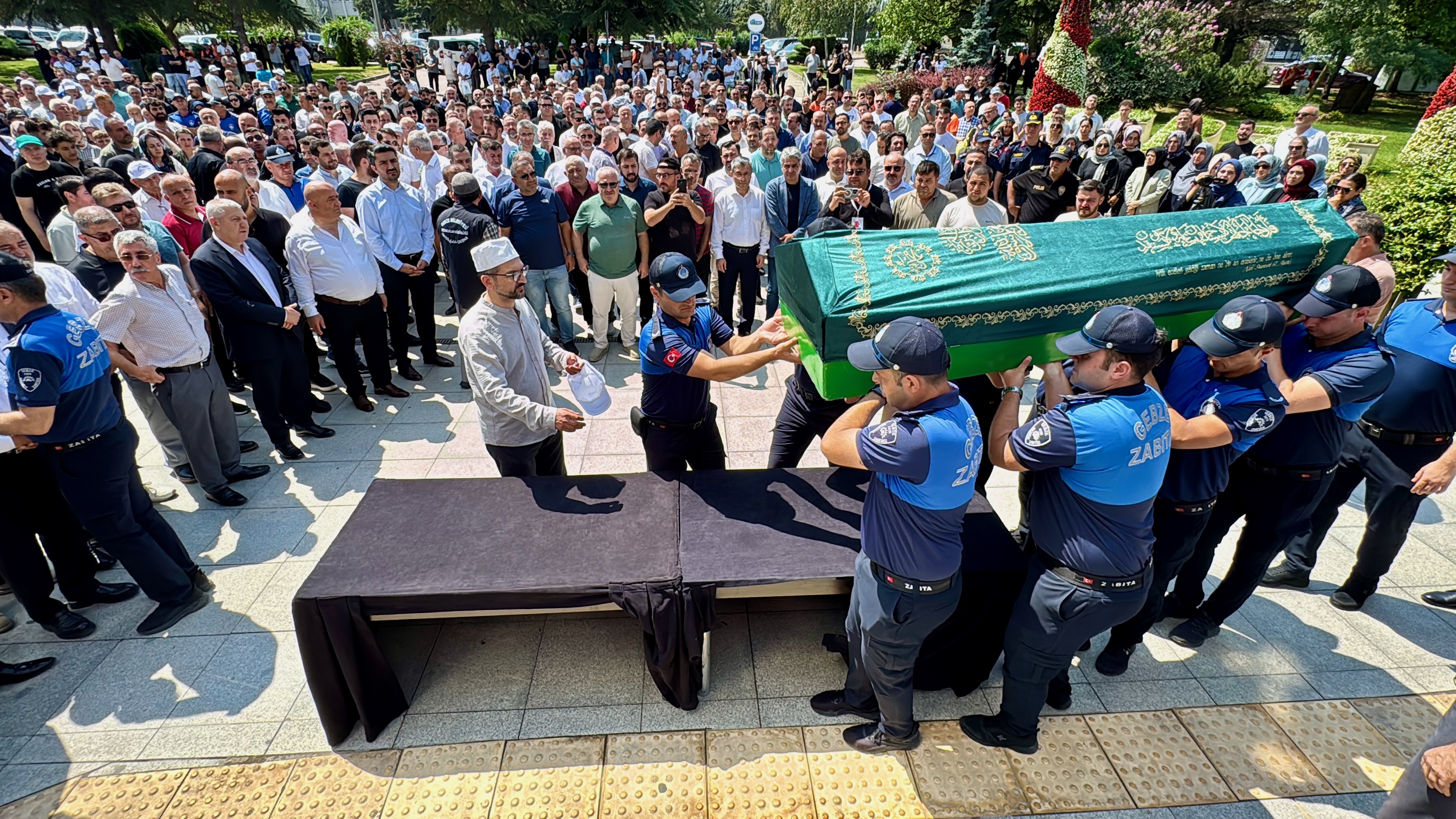 Dursun Ali Arslan Son Yolculuğuna Uğurlandı 1