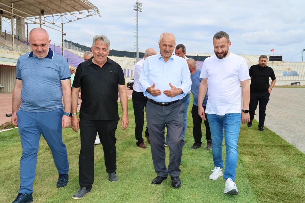 Gebze Alaettin Kurt Stadı'na Doğal Çim Geliyor (5)