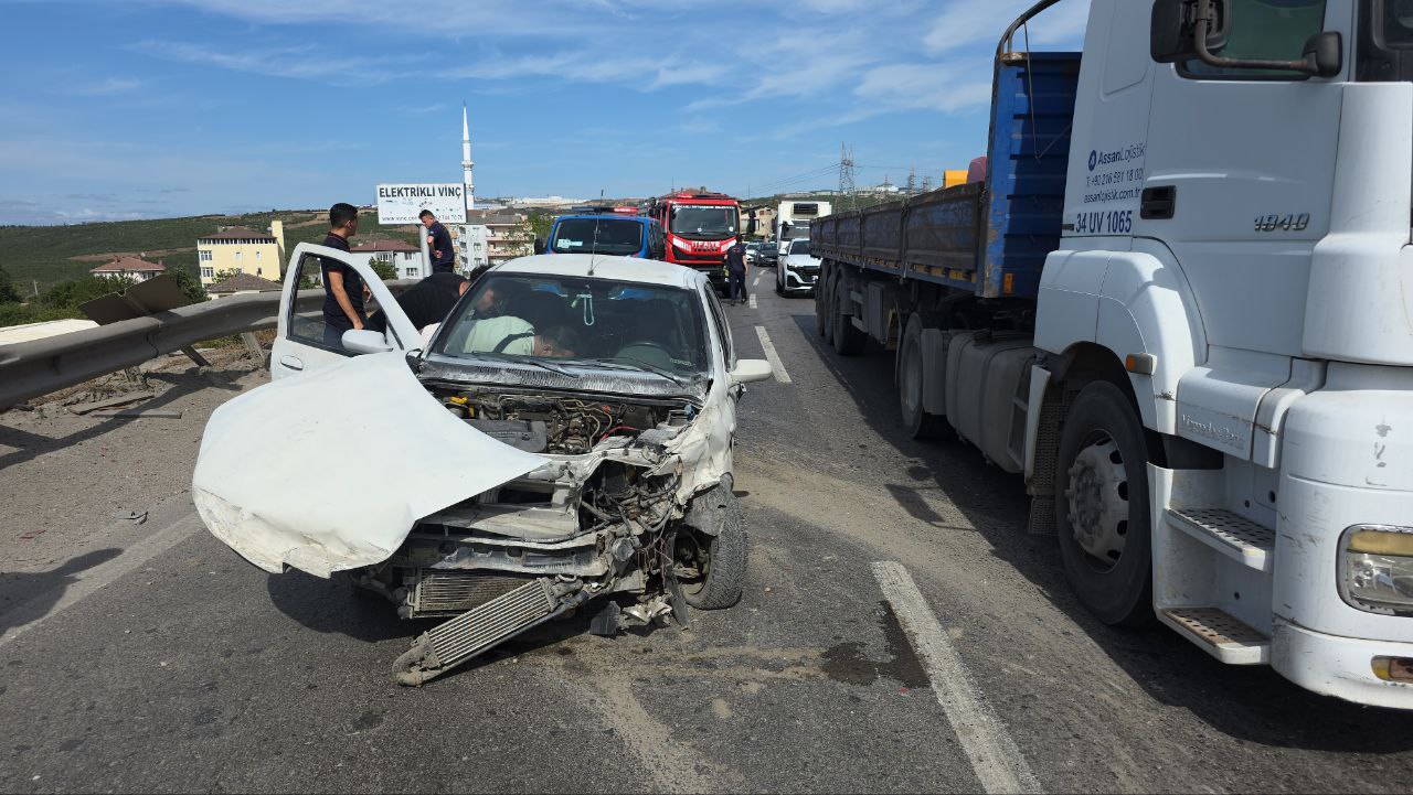 Gebze’de Feci Kaza! 4 Yaralı (4)