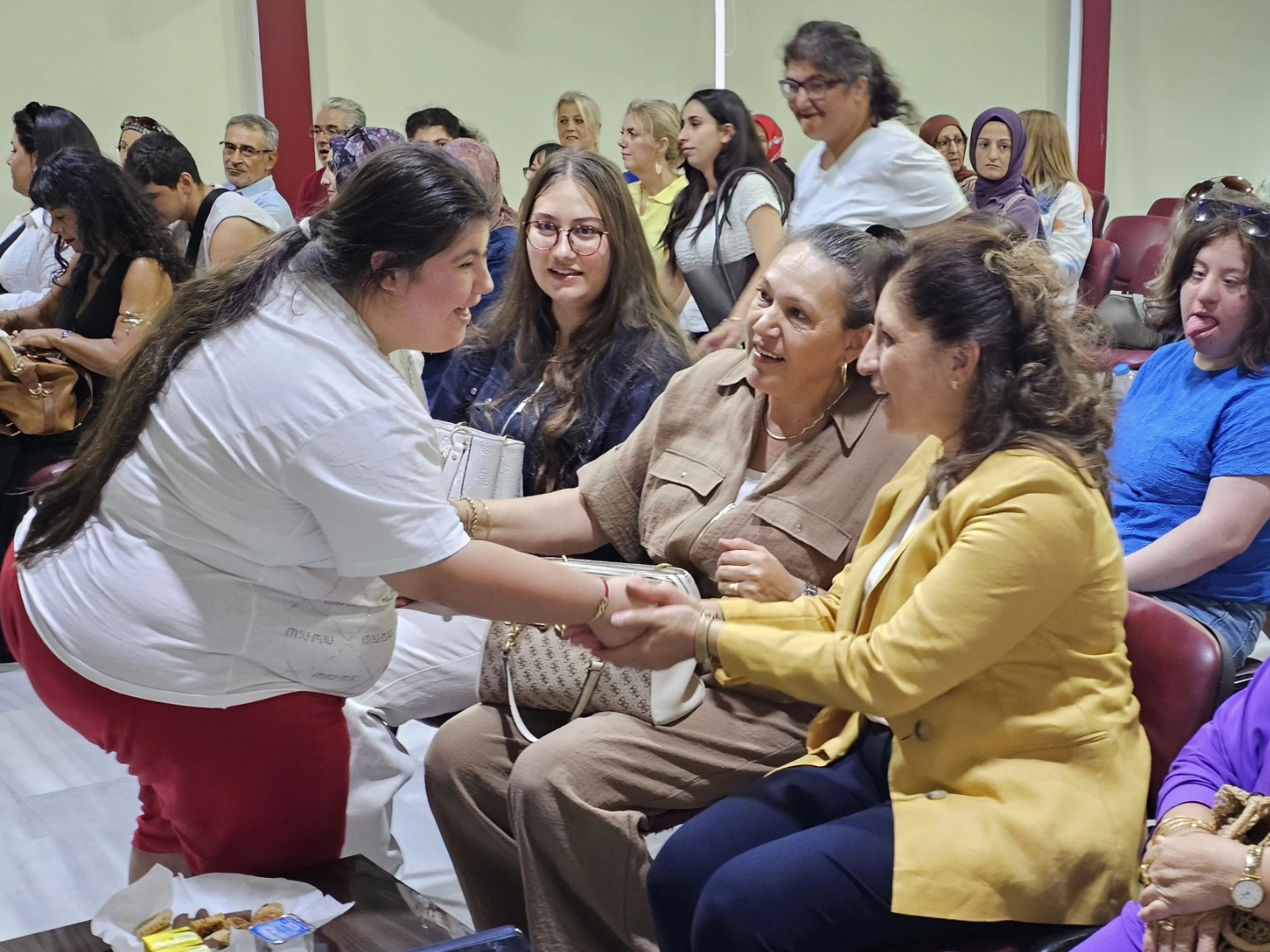 Gölcük’te Down Sendromlu Bireylerin Ailelerine Özel Eğitim Programı (3)
