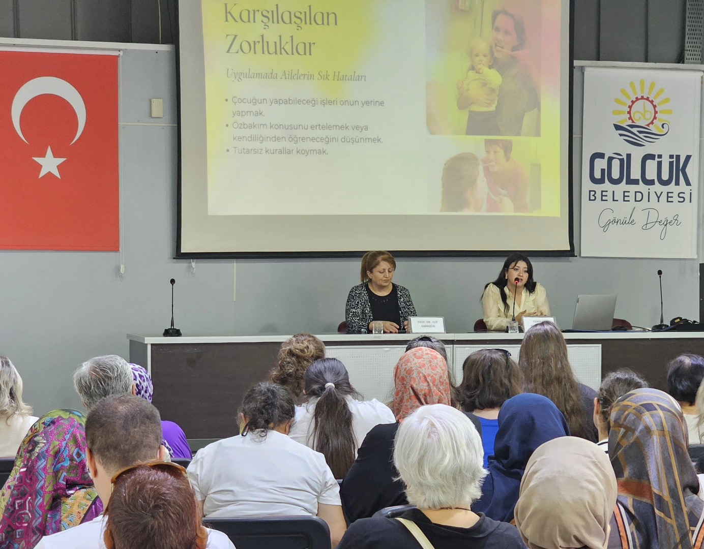 Gölcük’te Down Sendromlu Bireylerin Ailelerine Özel Eğitim Programı (4)