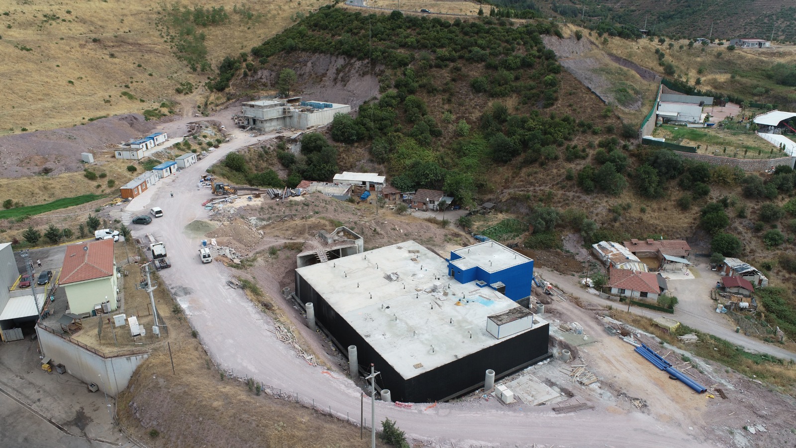 İsu, Körfez’de 5.000 Tonluk Depoyu Tamamladi, İki̇ Yeni̇ Depo Daha İnşa Edi̇yor (2)