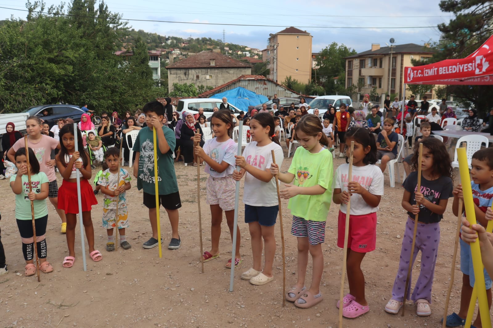 İzmit’te Çocuklar Geleneksel Oyunlarla Eğlendi (3)