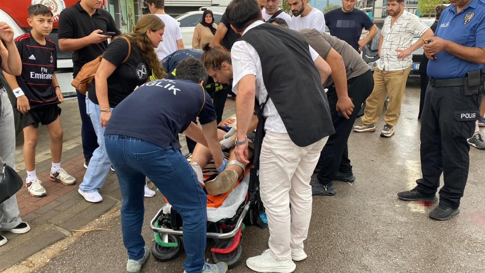 Kartepe'de Korkutan Kaza! Küçük Çocuğun Bacağına Bisiklet Direksiyonu Saplandı (3)