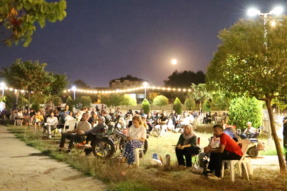 Kartepe’de Yaz Akşamlarına Nostaljik Açık Hava Sineması Keyfi (5)