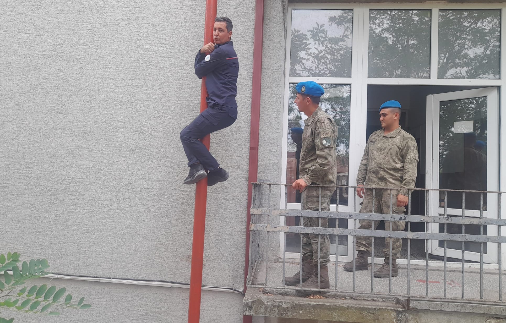Kobi̇tem'in Yangın Eğitimleri Devam Ediyor (3)