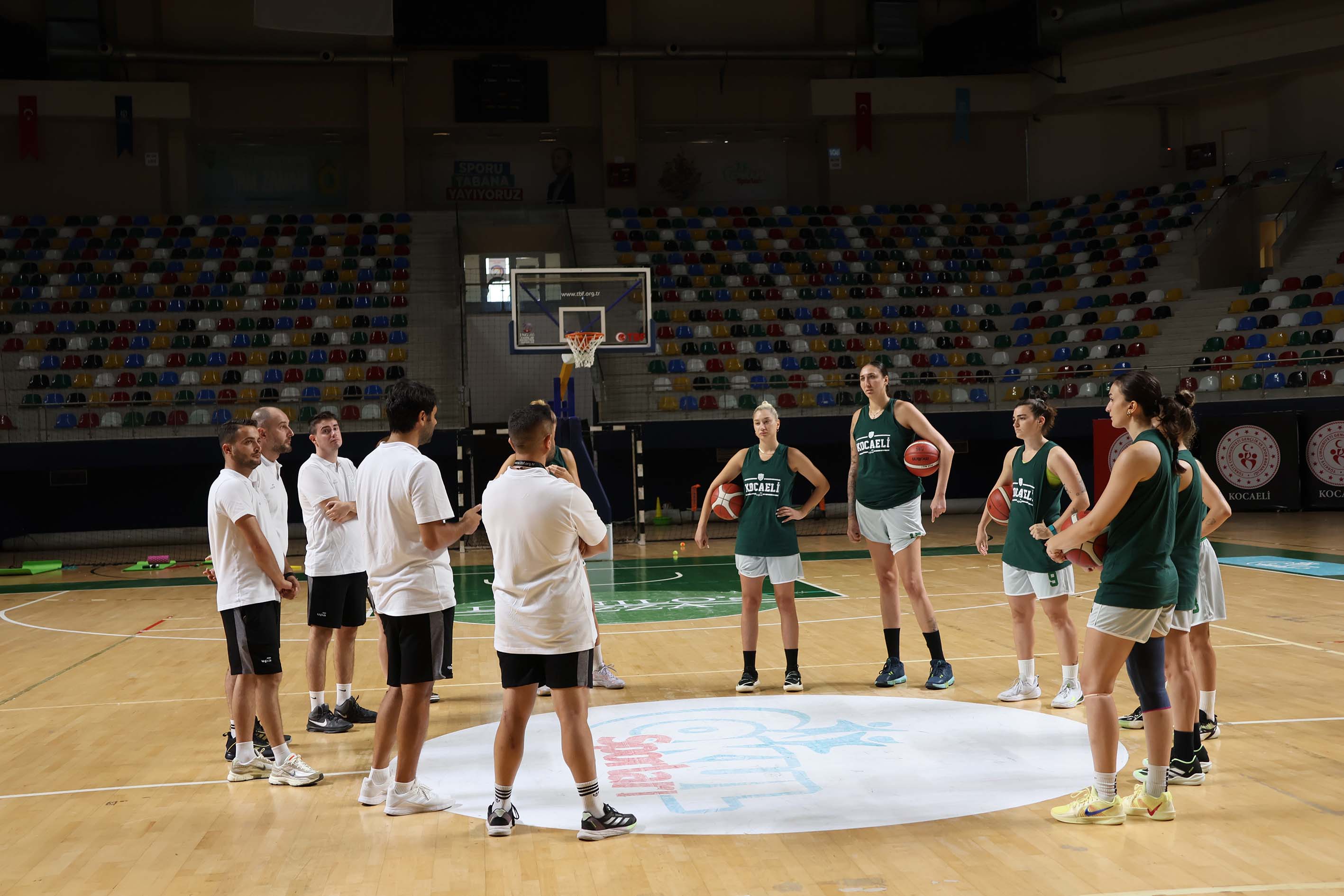 Kocaeli Kadın Basketboluna Sahip Çıkıyor Taraftara Büyük Çağrı (3)