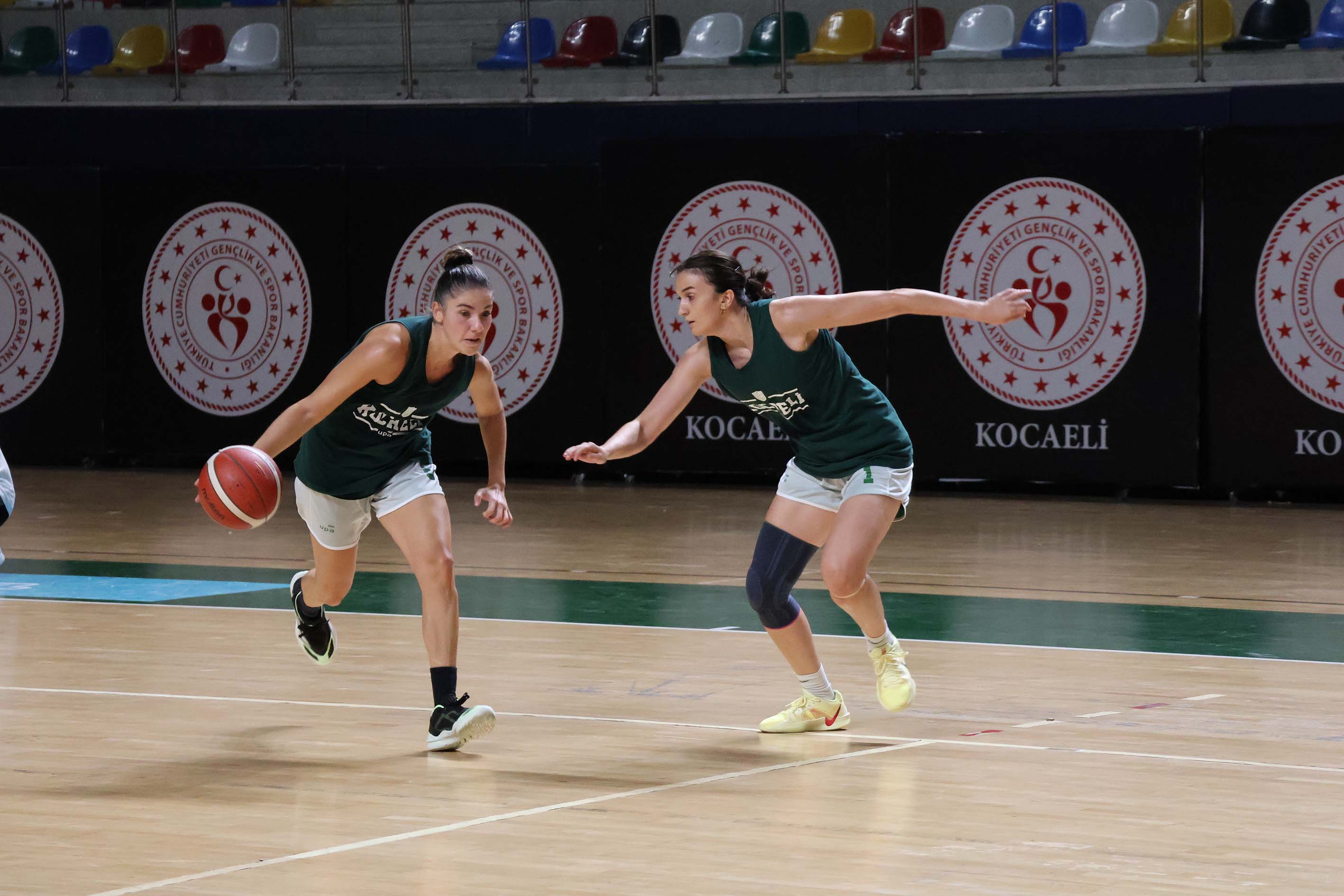 Kocaeli Kadın Basketboluna Sahip Çıkıyor Taraftara Büyük Çağrı (4)