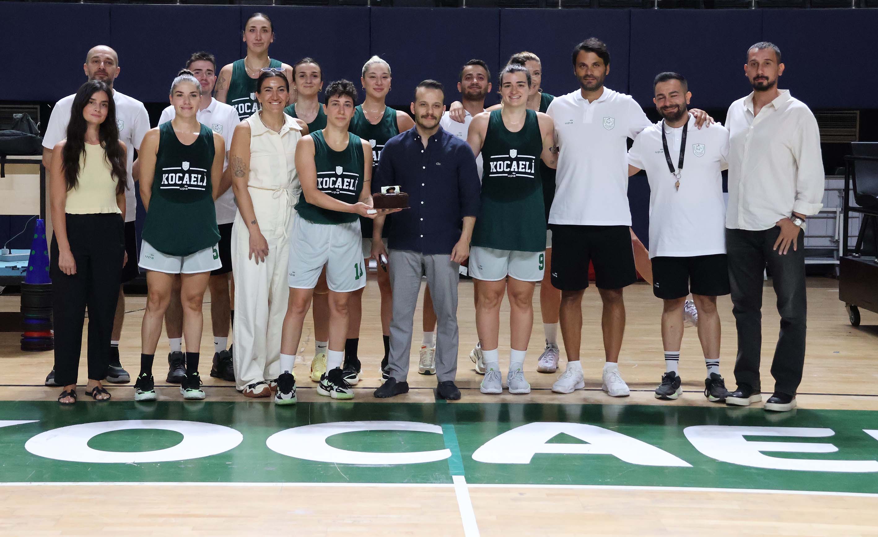 Kocaeli Kadın Basketboluna Sahip Çıkıyor Taraftara Büyük Çağrı (Shop)
