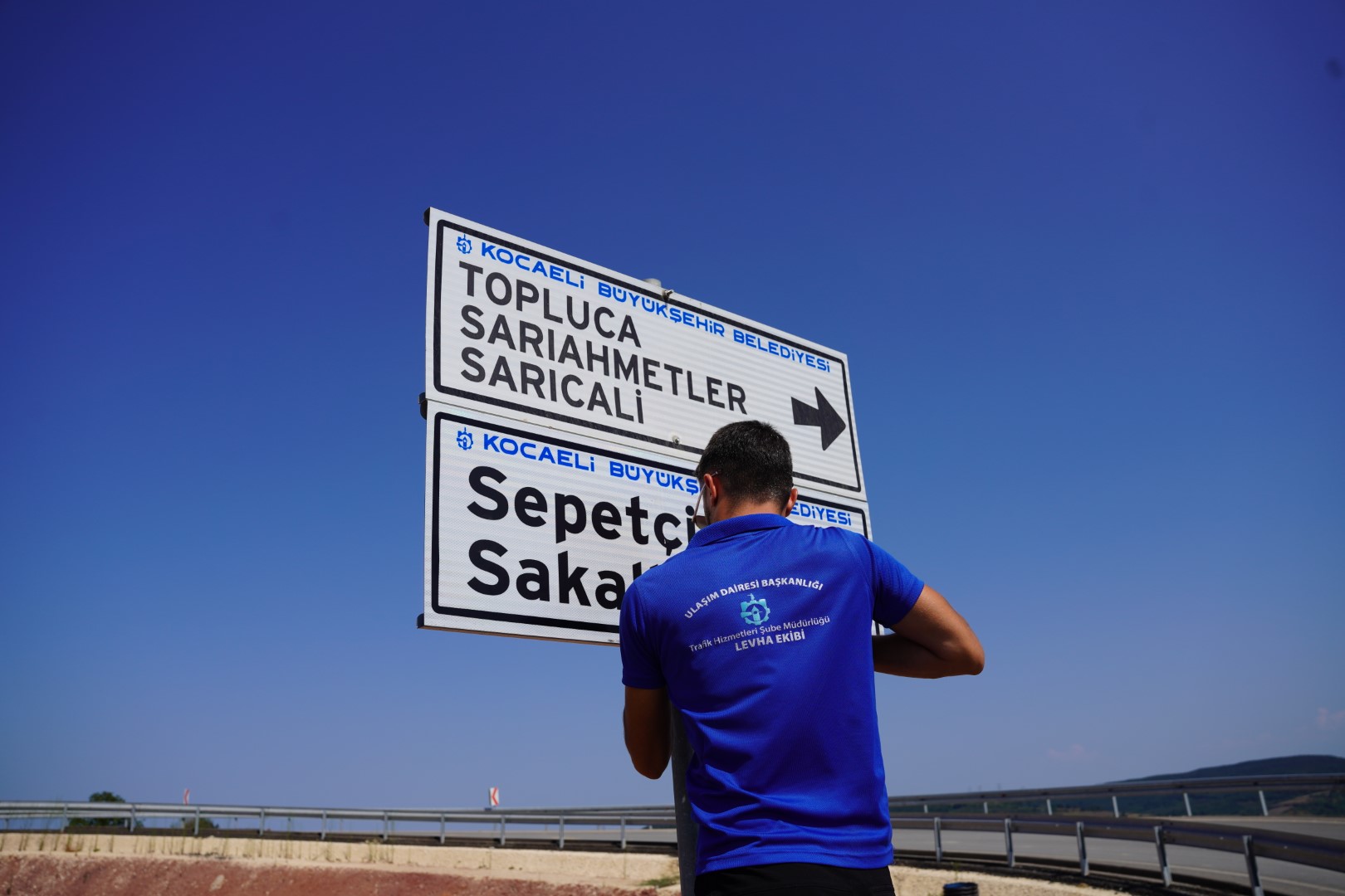 Kocaeli Kırsalında Güvenlik Artıyor 4 Bin Yeni Trafik Levhası (2)