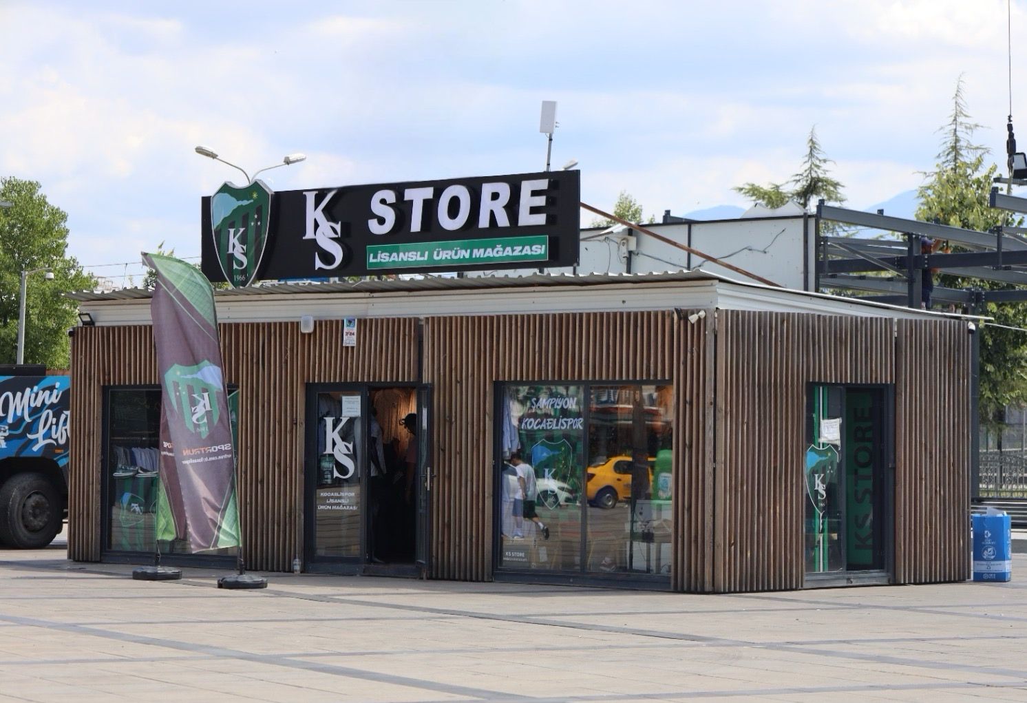Ks Store Bir Mağazaya Daha Kavuştu! 1