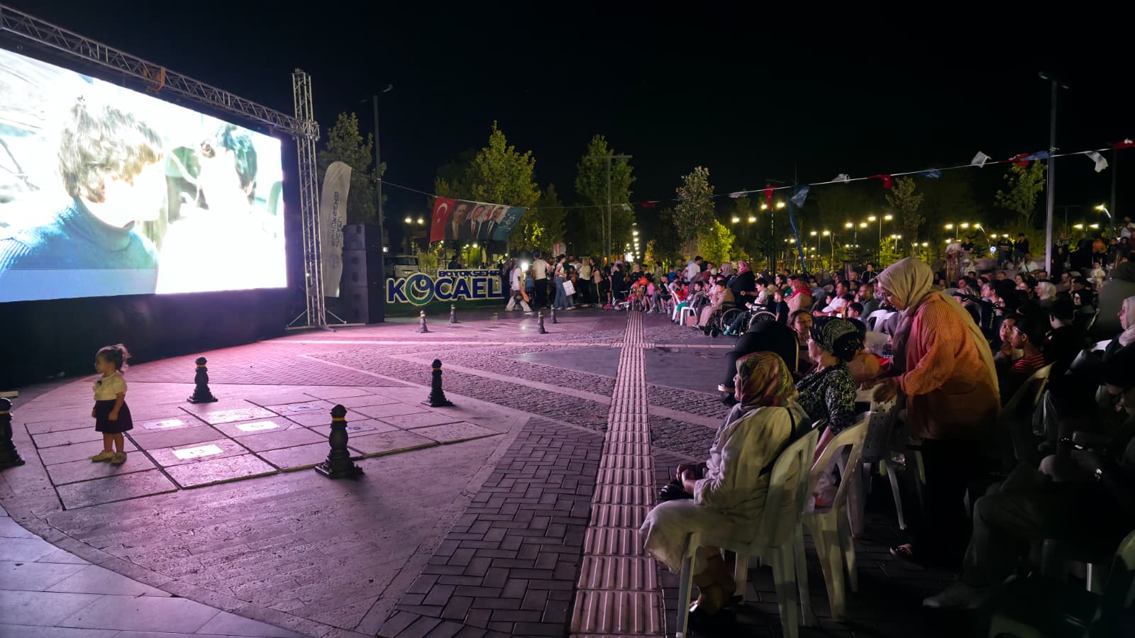 Kütüphanede Sinema Keyfi! “Sev Kardeşim” İzleyicilerle Buluştu (2)