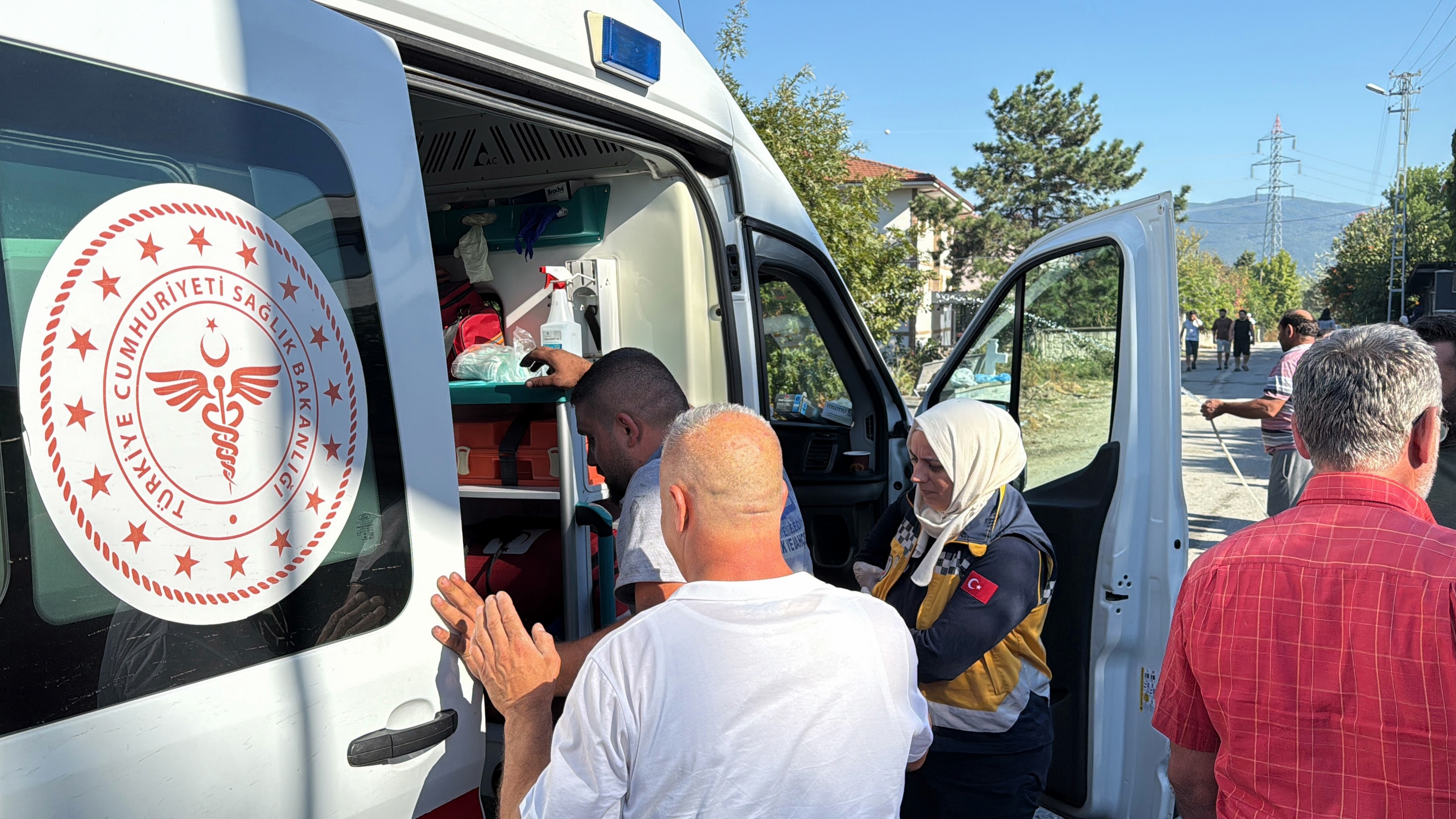 Sakarya’da Yangın Paniği! Halk Seferber Oldu 03