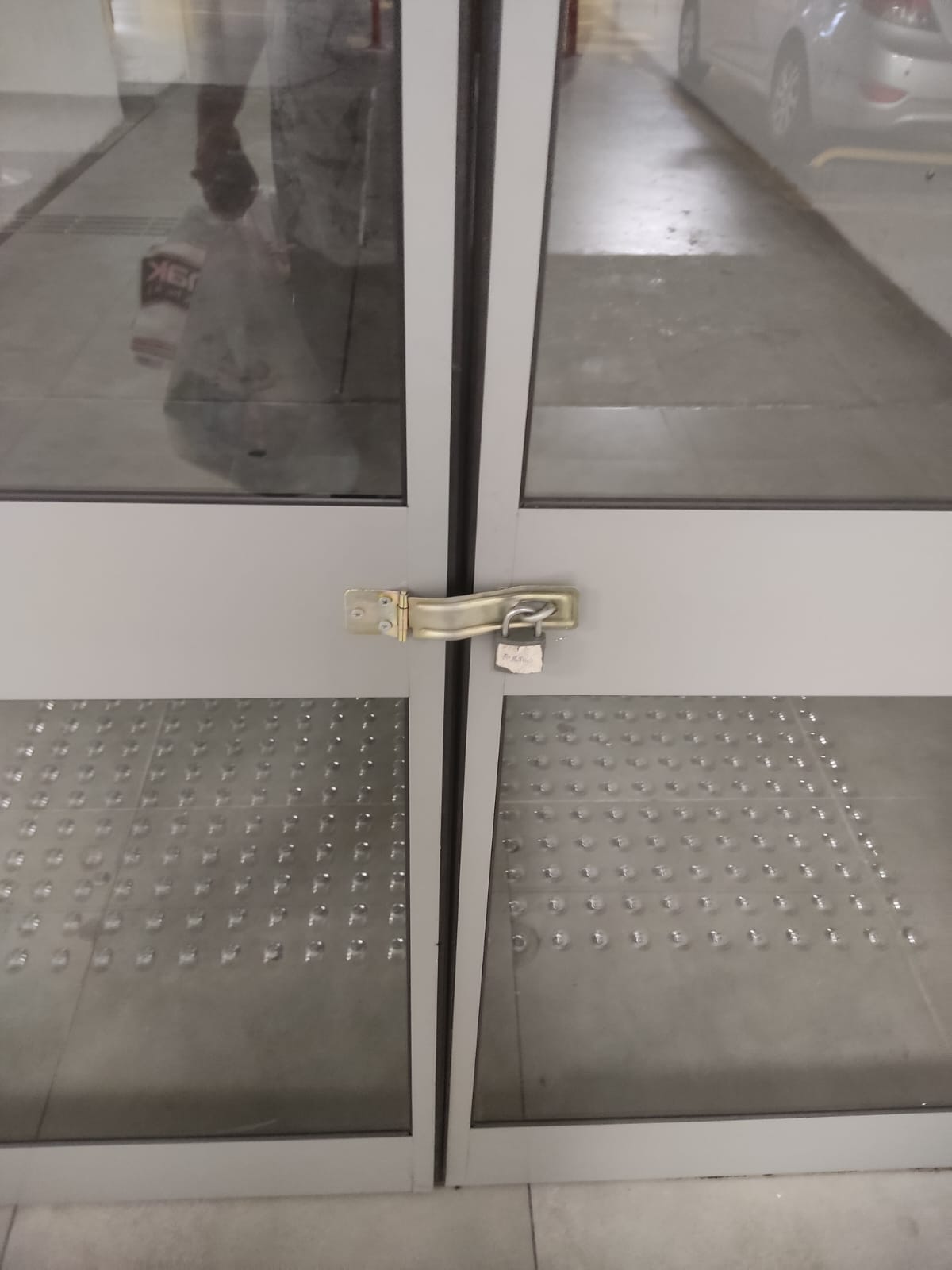 Şehir Hastanesi’nde Otopark Ve Çöp Krizi!