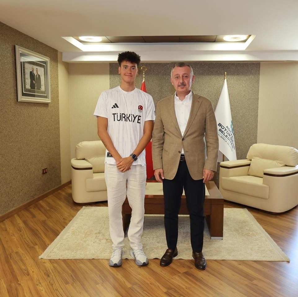 Tahir Büyükakın Kocaelili Dünya Şampiyonunu Kutladı! 02