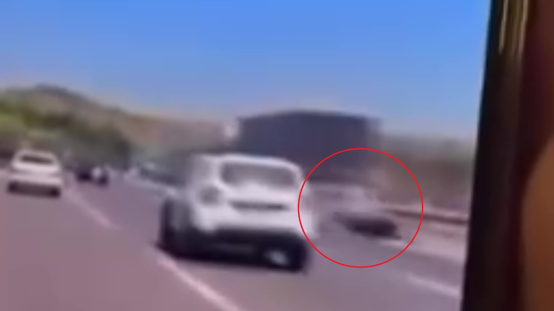 Ünlü Fenomen Narin’in Kaza Anı Kameralara Yansıdı! 04