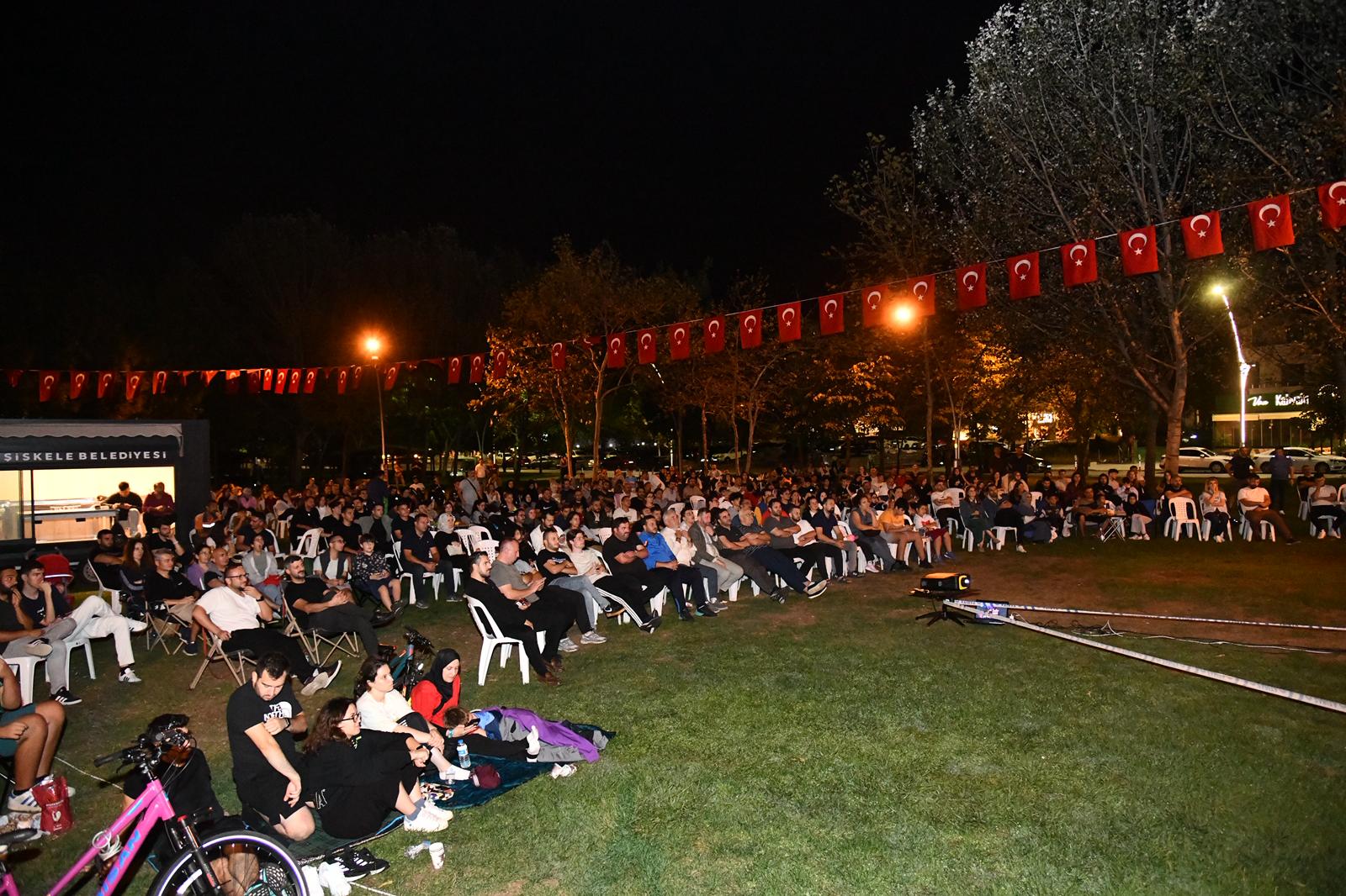 1Başiskele’de 12 Dev Adam Coşkusu! 1