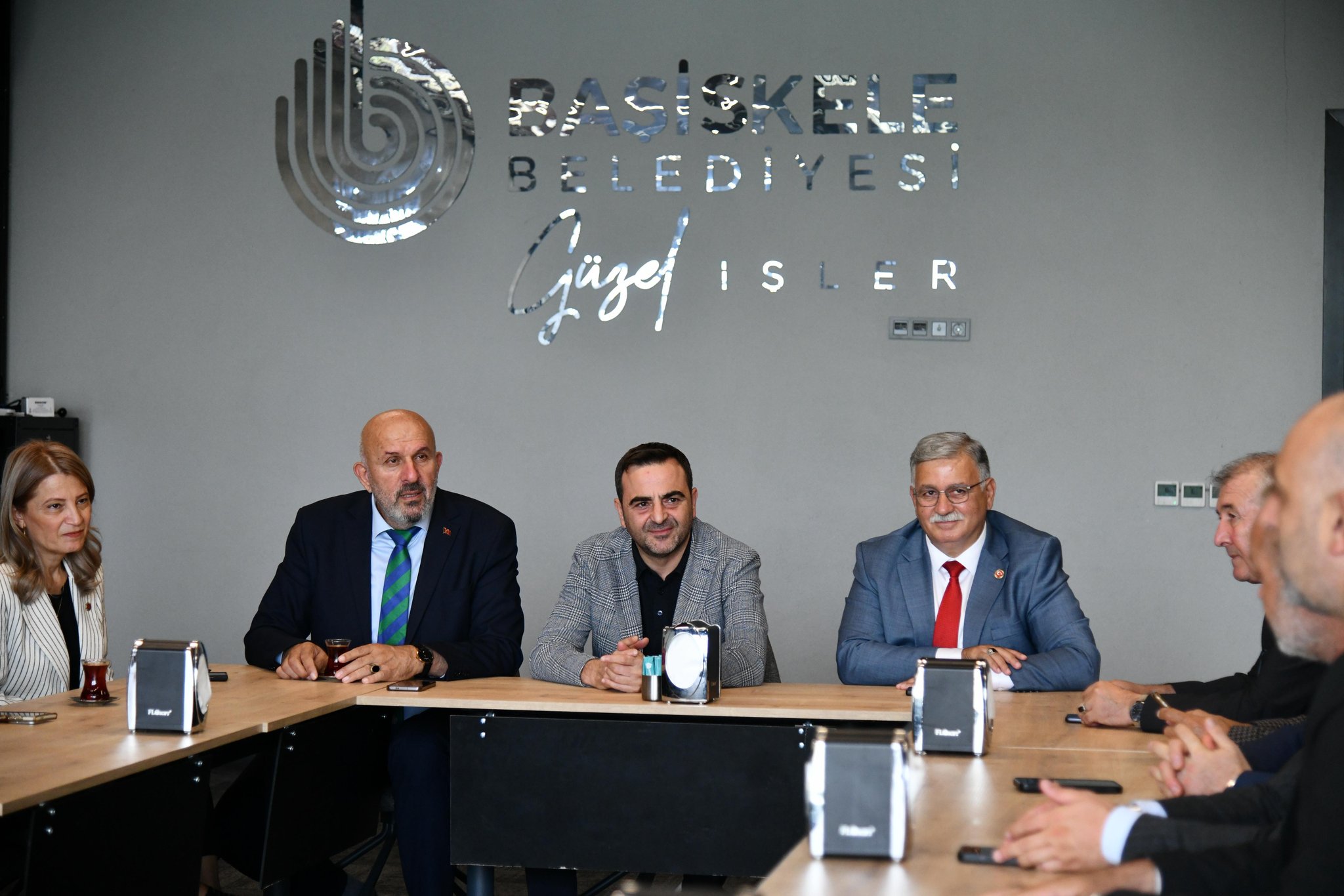 Başiskele'de Muhtarlarla Dayanışma Buluşması