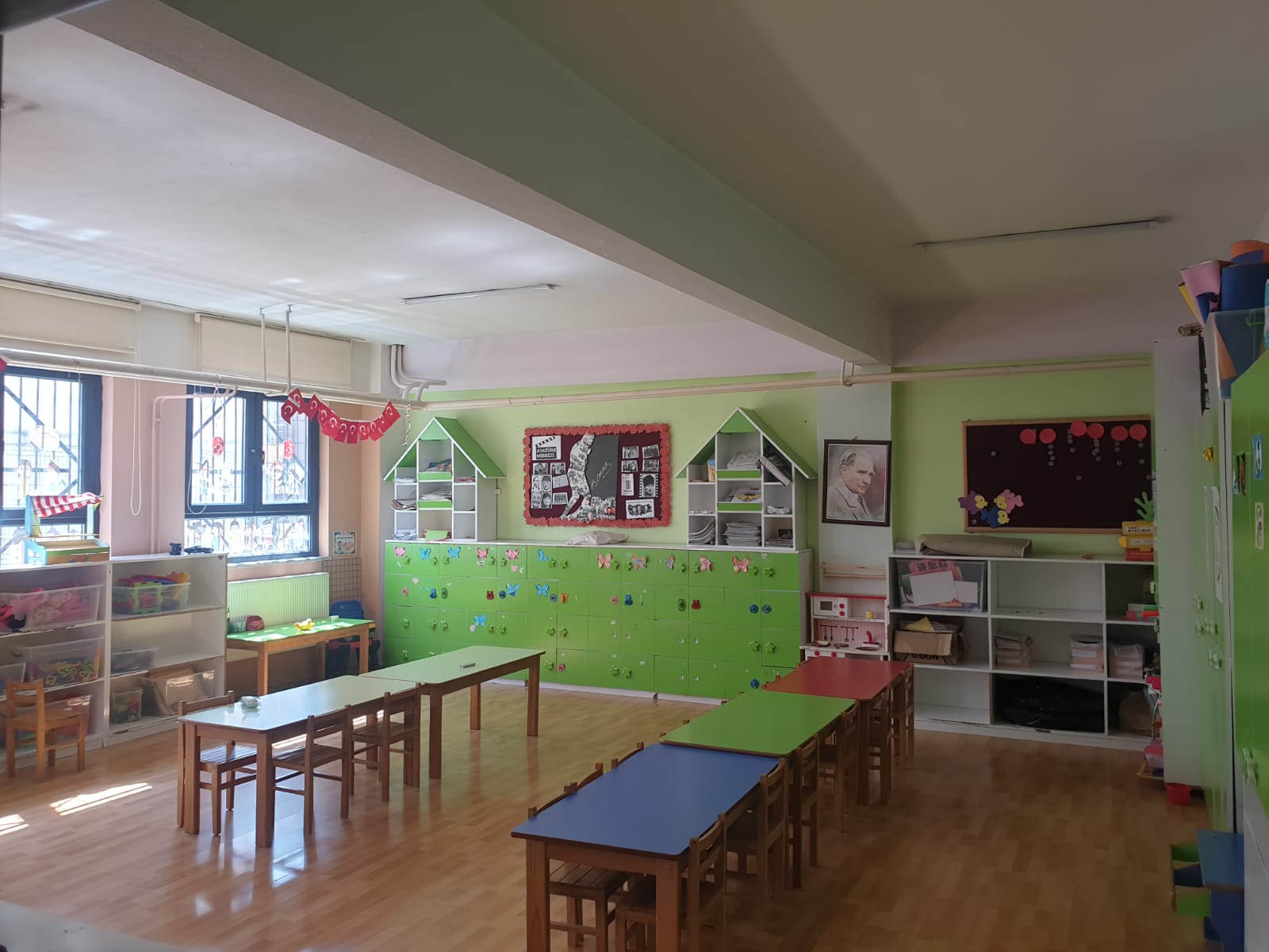 Büyükşehir’den Okullara 547 Bin Litre Boya! 2
