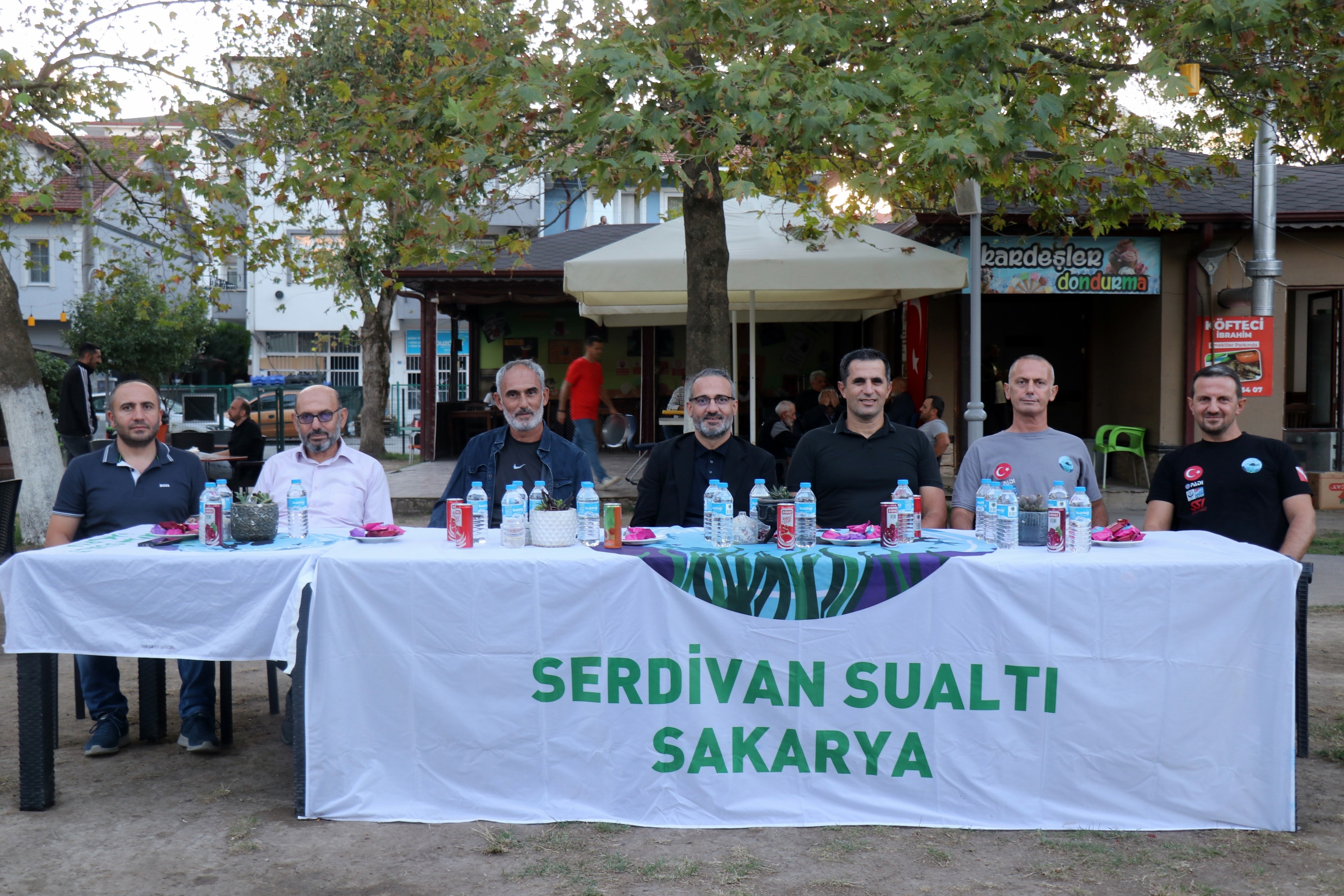 Dalgıçlardan Su Altında Namaz Eylemi! 07