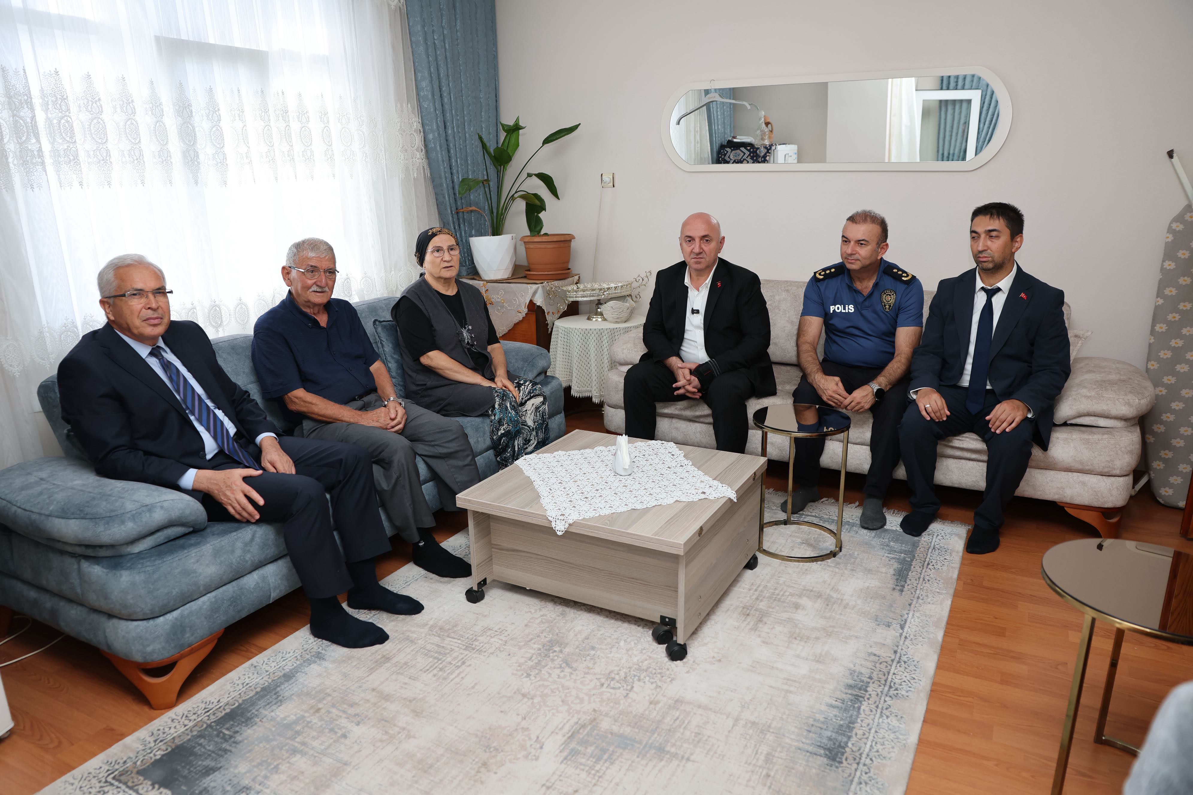 Darıca’da Gaziler Günü’nde Anlamlı Ziyaret (3)
