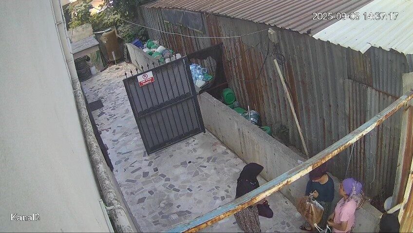 Darıca’da Gizemli Kıyafet Değişimi