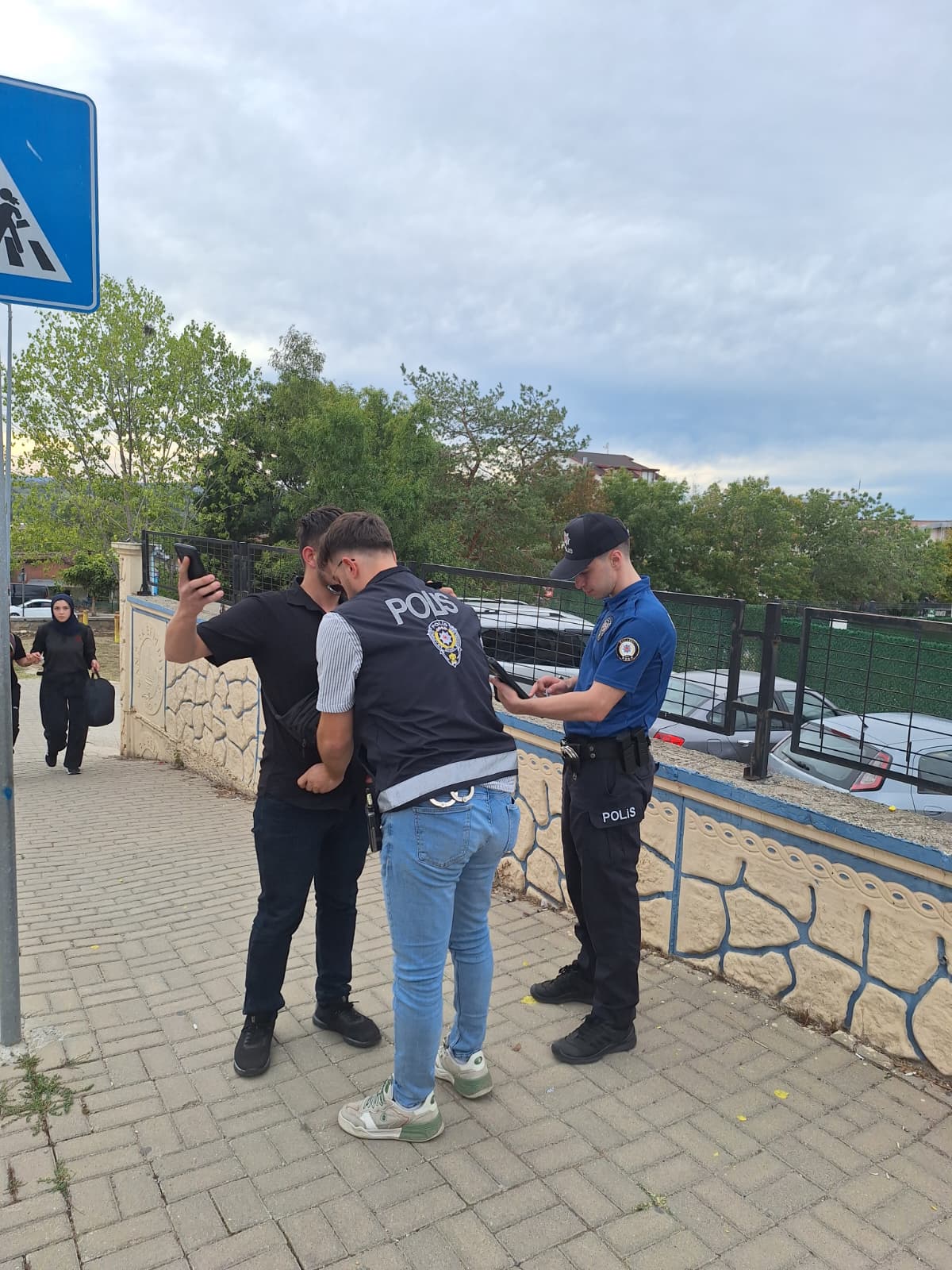Denetimleri Sorunsuz Geçti 12