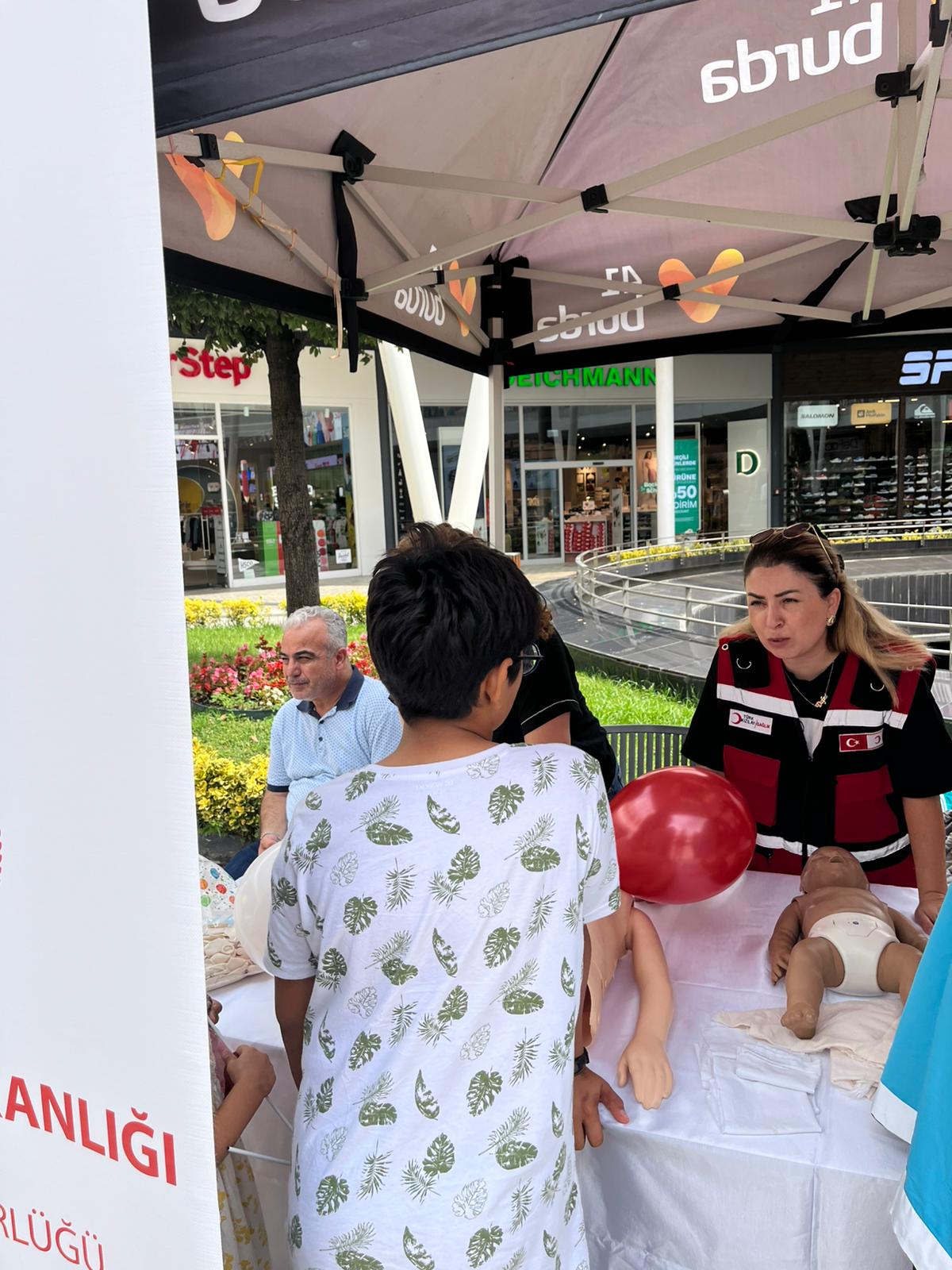 Dünya İlk Yardım Günü’nde İklim Krizine Dikkat Çekildi 2