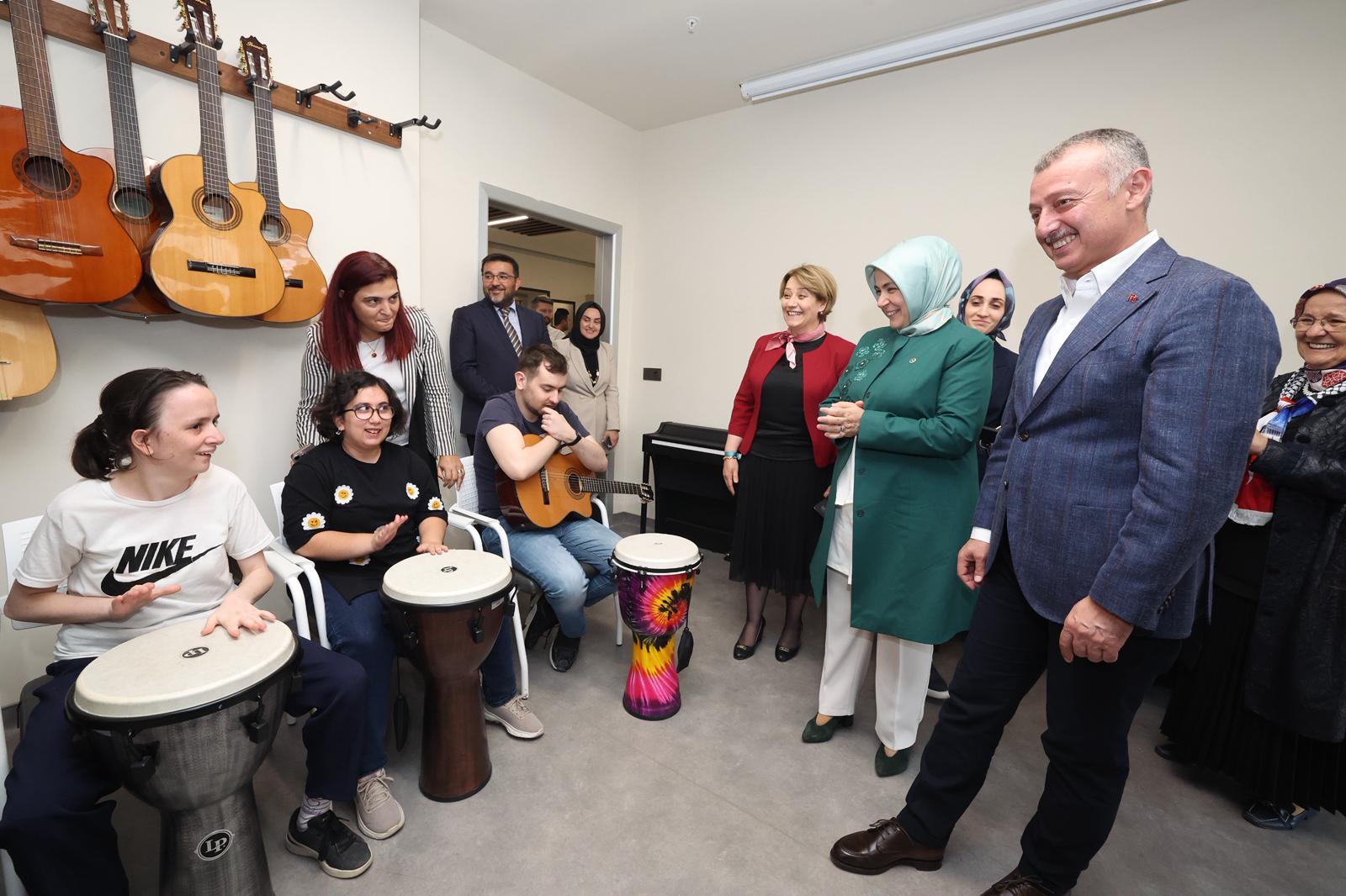 Ercan’dan Büyükakın’a Övgü “Türkiye’deki Belediyelere Örnek Olmalı” (3)