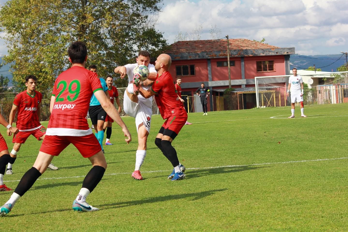 Gölcükspor, Hazırlık Maçında İfa Spor’a 2 1 Mağlup Oldu (8)