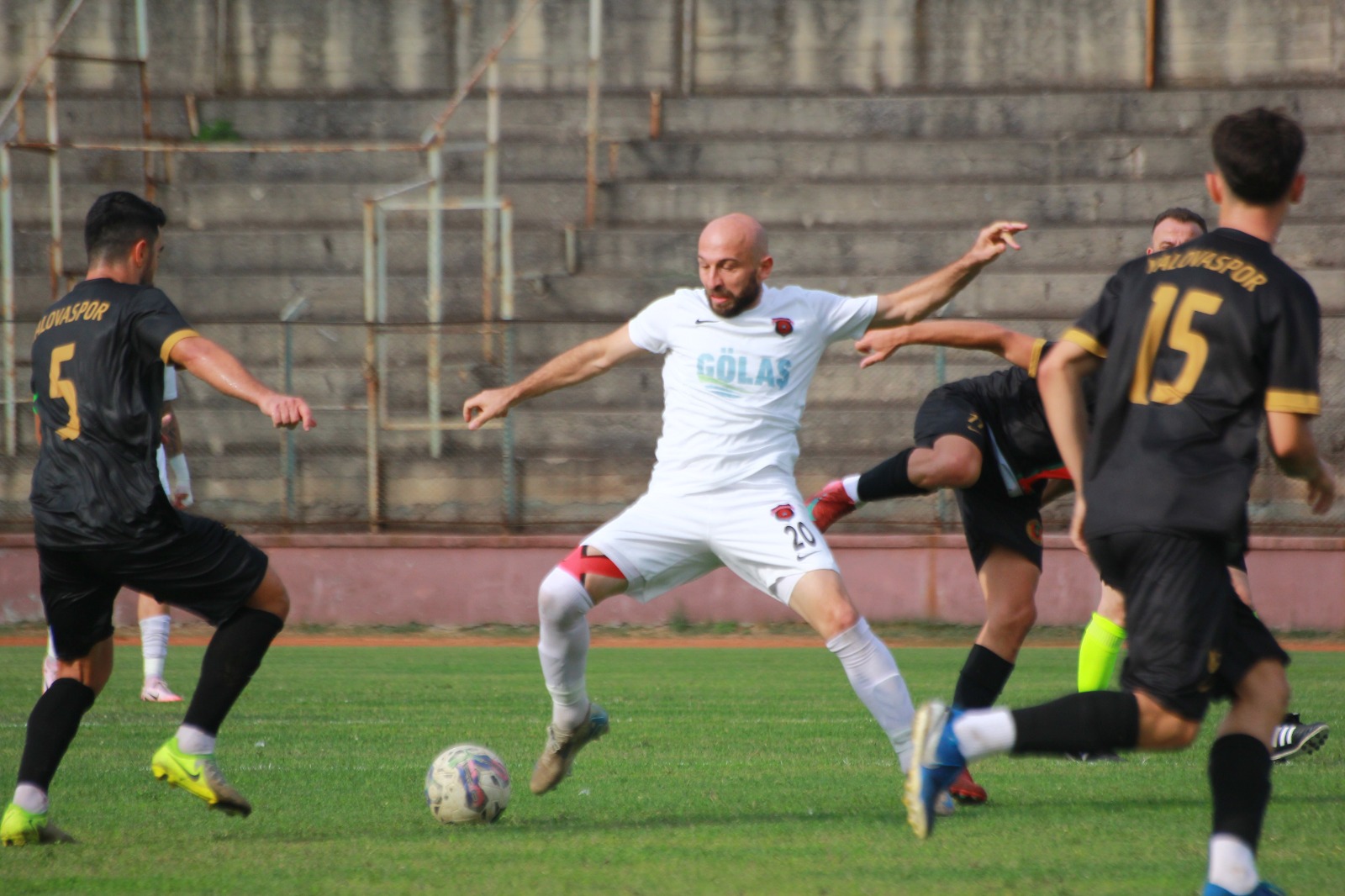 Gölcükspor, Hazırlık Maçında Yalovaspor’a 3 1 Mağlup Oldu (2)