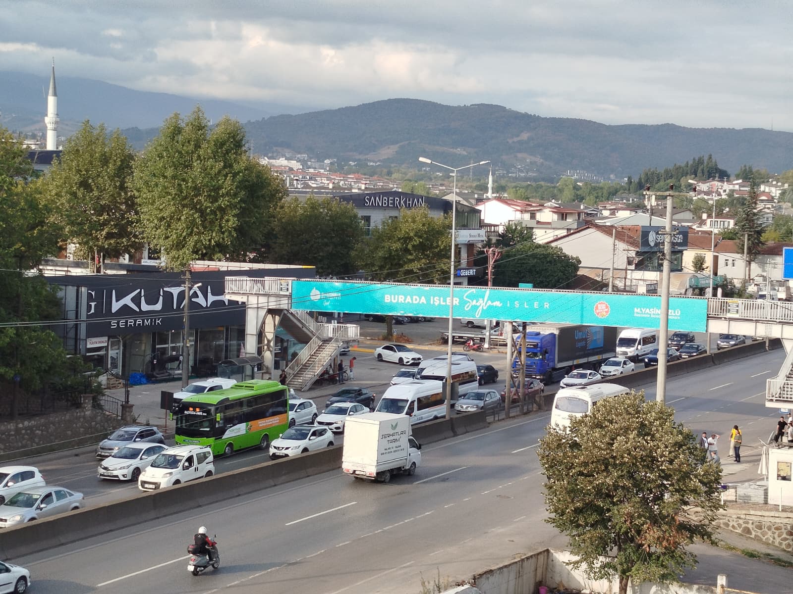 Hani Tırlar Girmeyecekti! 2