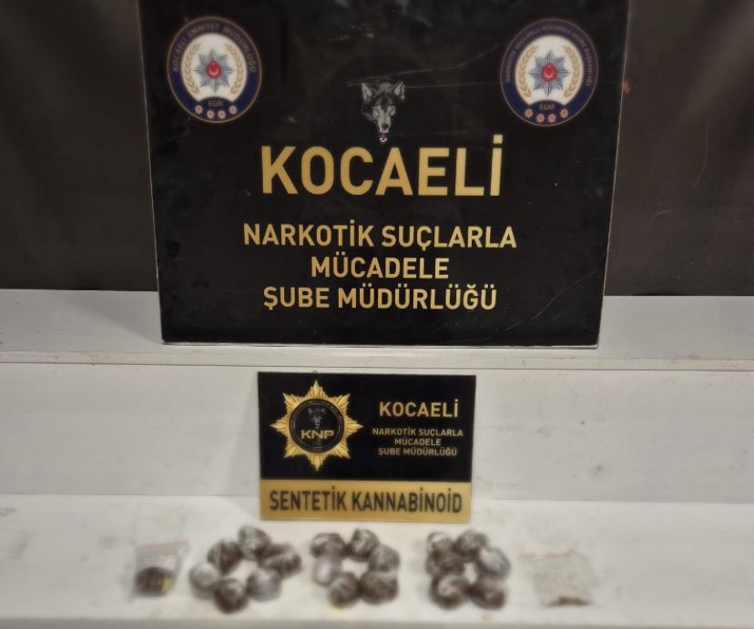 İzmit Ve Gebze’de Uyuşturucu Operasyonu! 4 Kişi Tutuklandı (3)