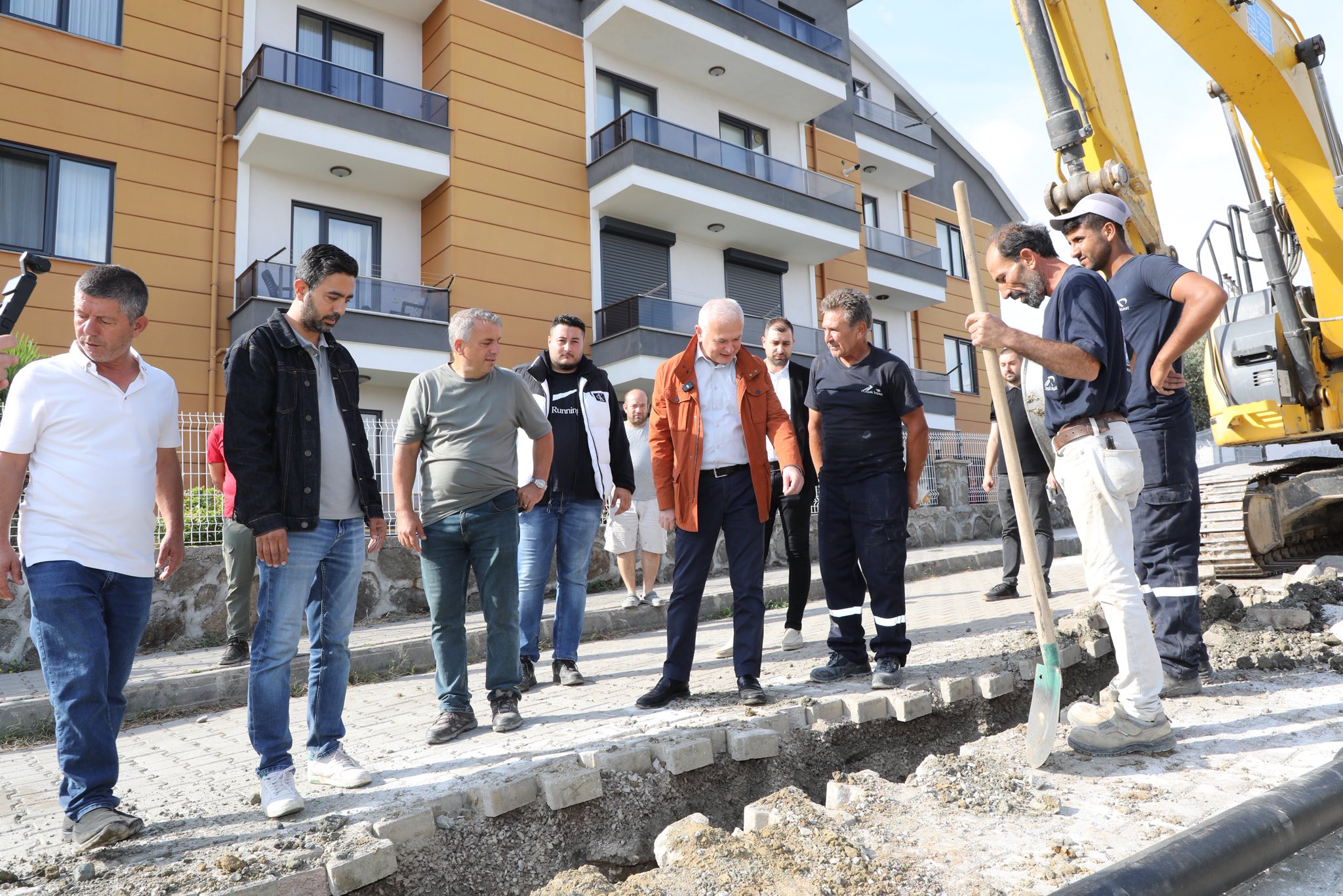 Karamürsel’de Üstyapı Çalışmaları Hız Kesmeden Devam Ediyor (13)