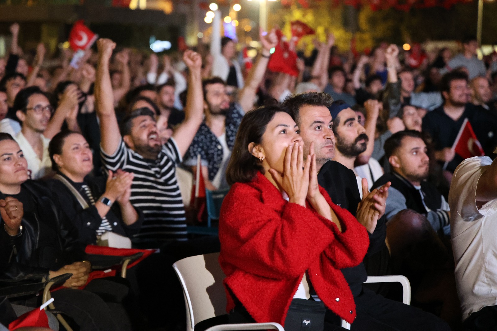 Kent Meydanı, 12 Dev Adam'ın Final Heyecanına Sahne Oldu (8)