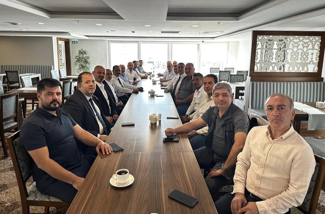 Kocaeli Tokatlılar Derneği’ne Cüneyt Aldemir’den Ziyaret 2