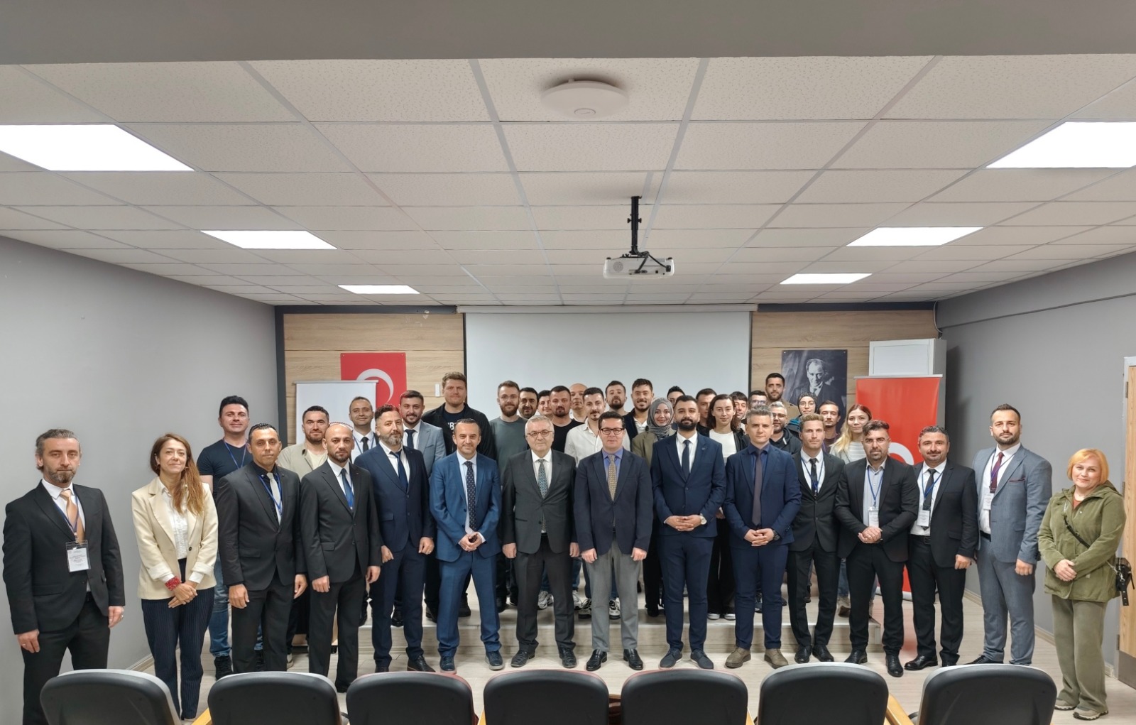 Kocaeli’de Ambulans Şoförlerü Adaylarına Eğitim!1