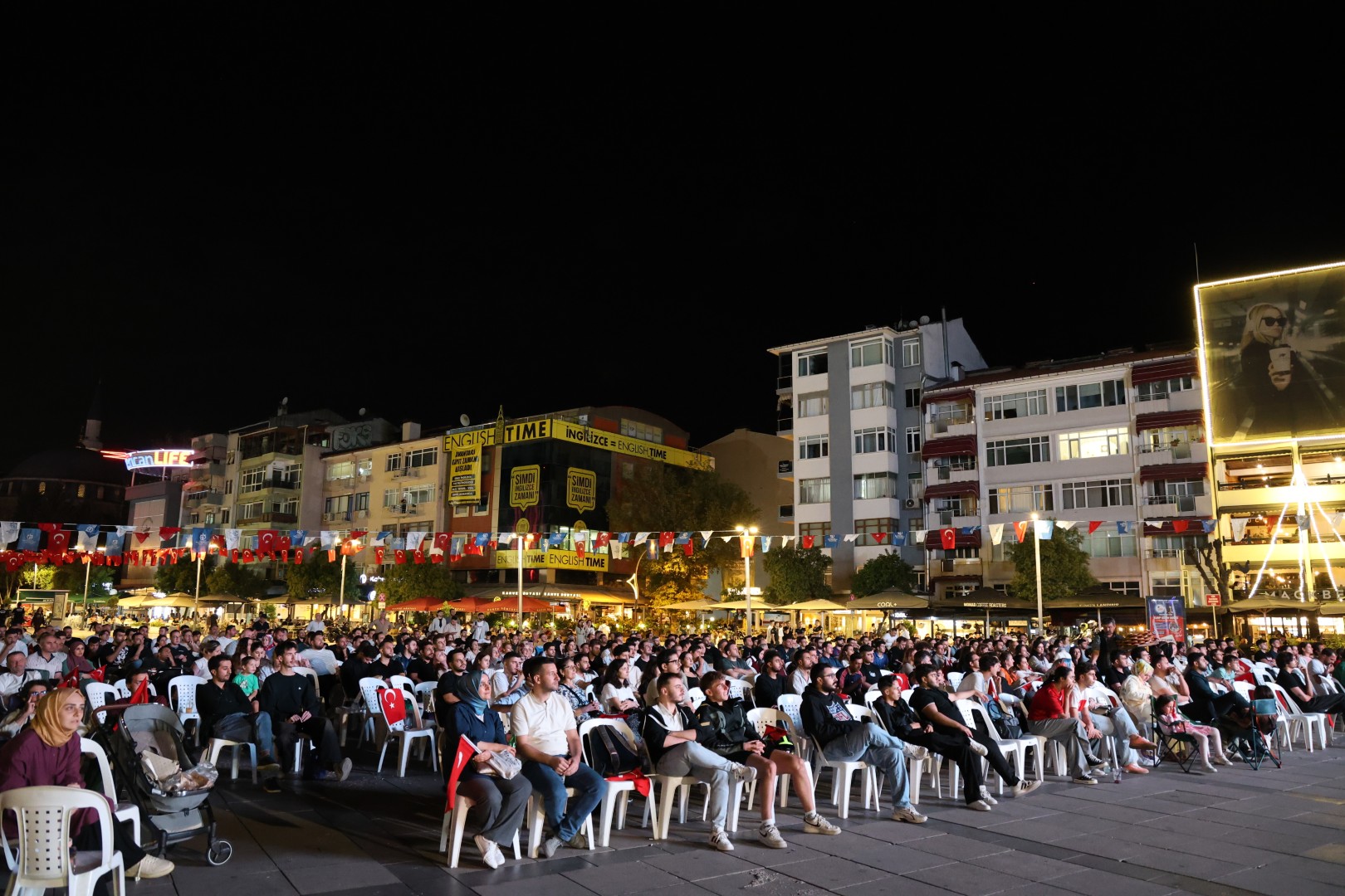 Kocaeli’de Milli Coşku Meydana Taştı! 6