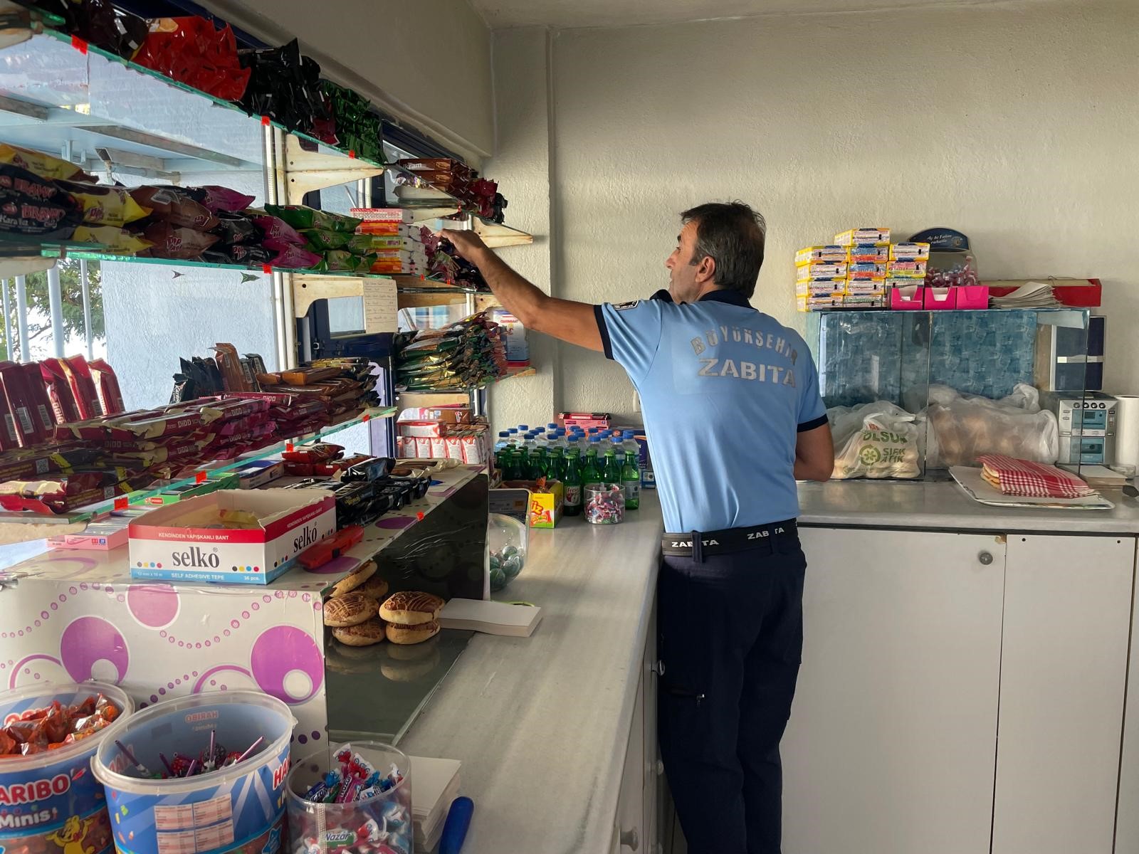 Kocaeli’de Okul Kantinlerinde O Raflar Kaldırıldı! 02