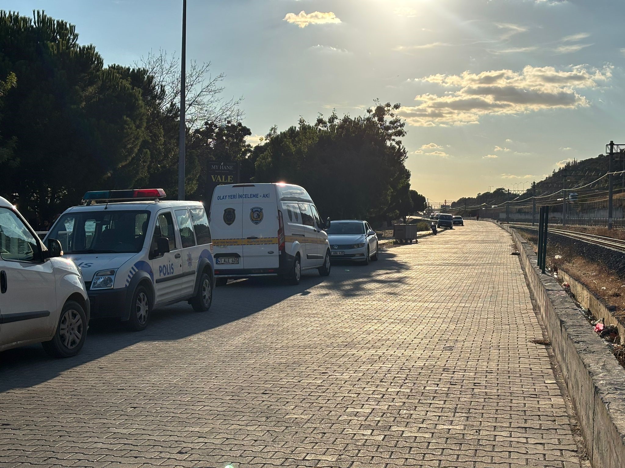 Körfez’de Korku Dolu Anlar! Restorana Silahlı Saldırı (2)